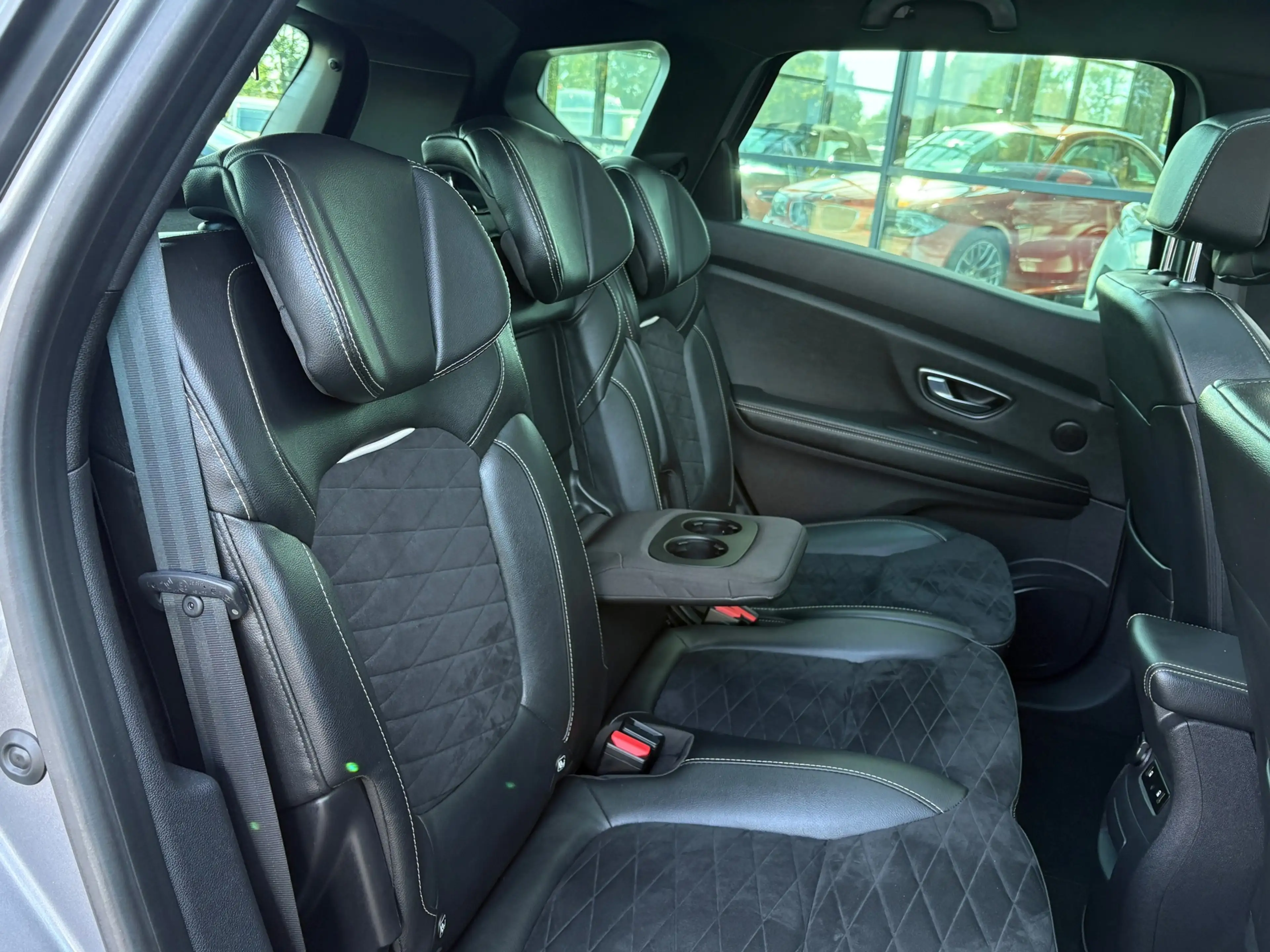 Renault Scenic 1.3 TCe BLACK Edition Automaat Bose Alcantara, Pan — photo 24