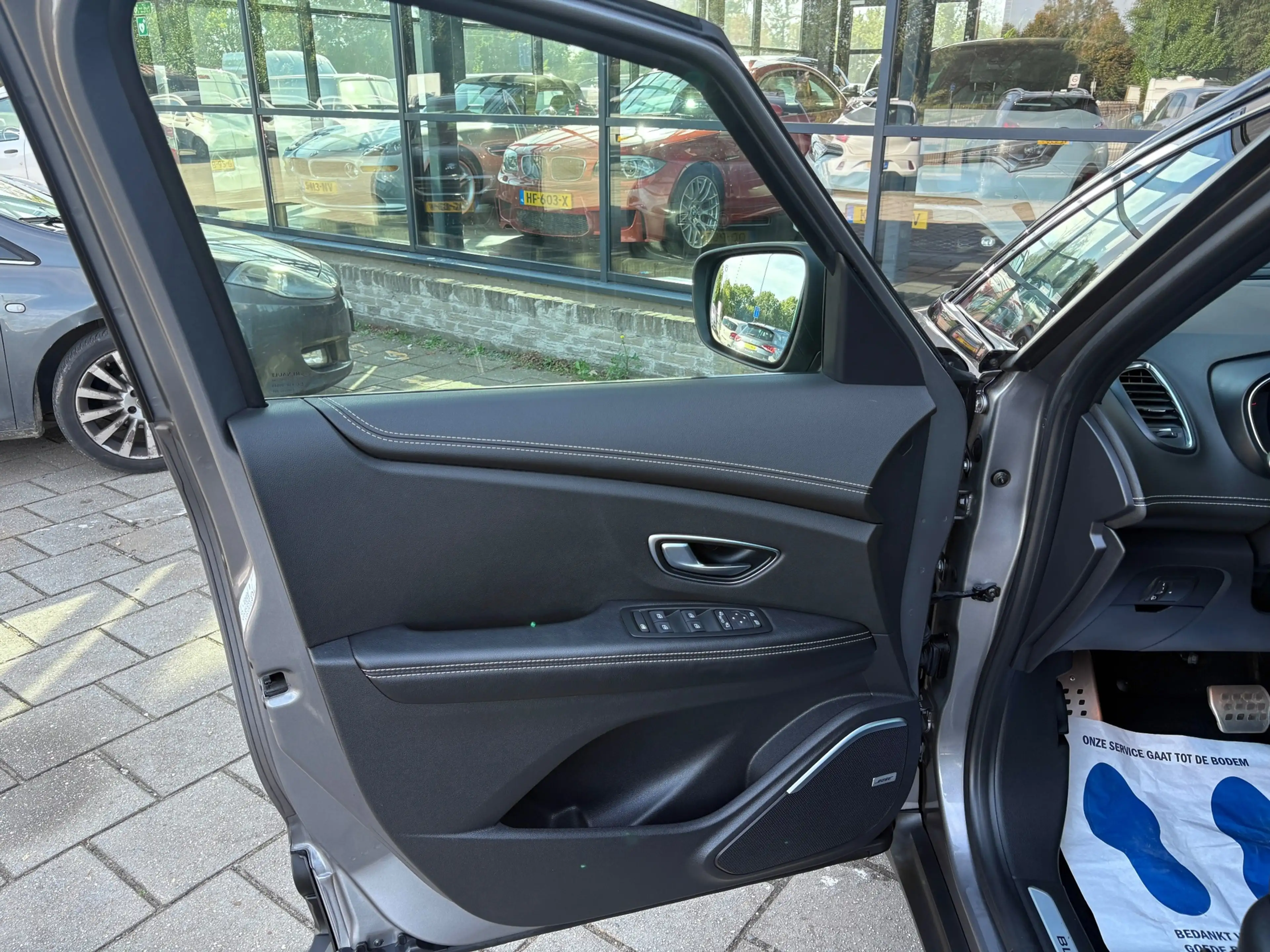 Renault Scenic 1.3 TCe BLACK Edition Automaat Bose Alcantara, Pan — photo 37