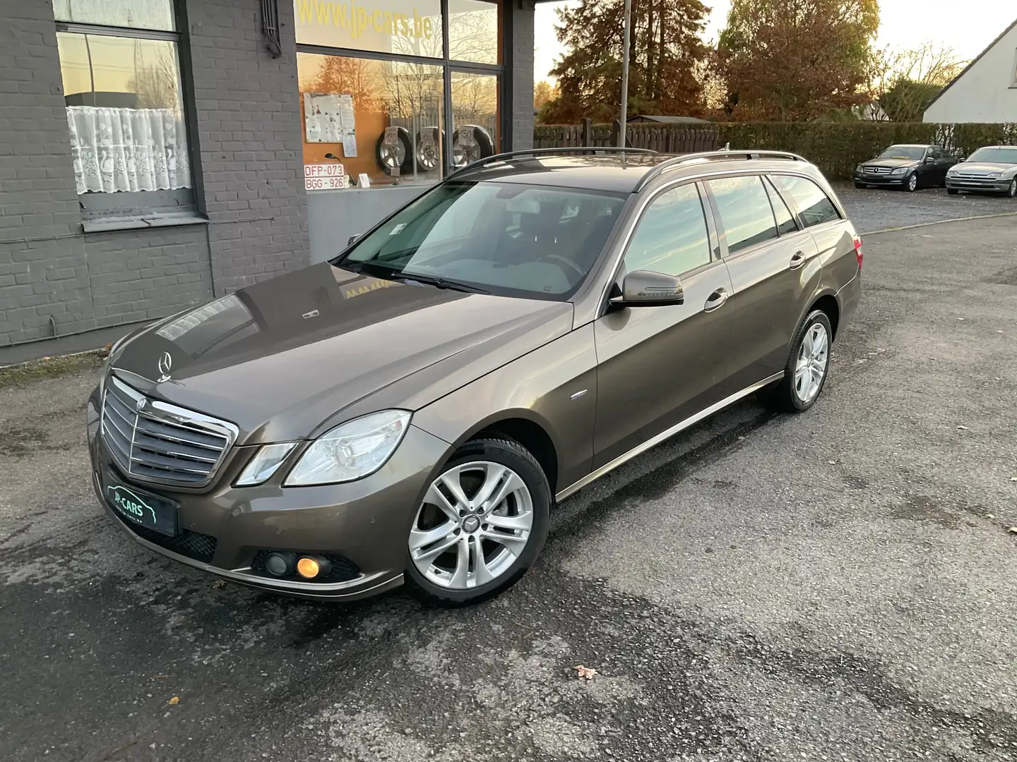 Mercedes-Benz E 200 CDI BE Elegance,Airco,OHB,Car-pass,trekh.,17’ Bruin - 1
