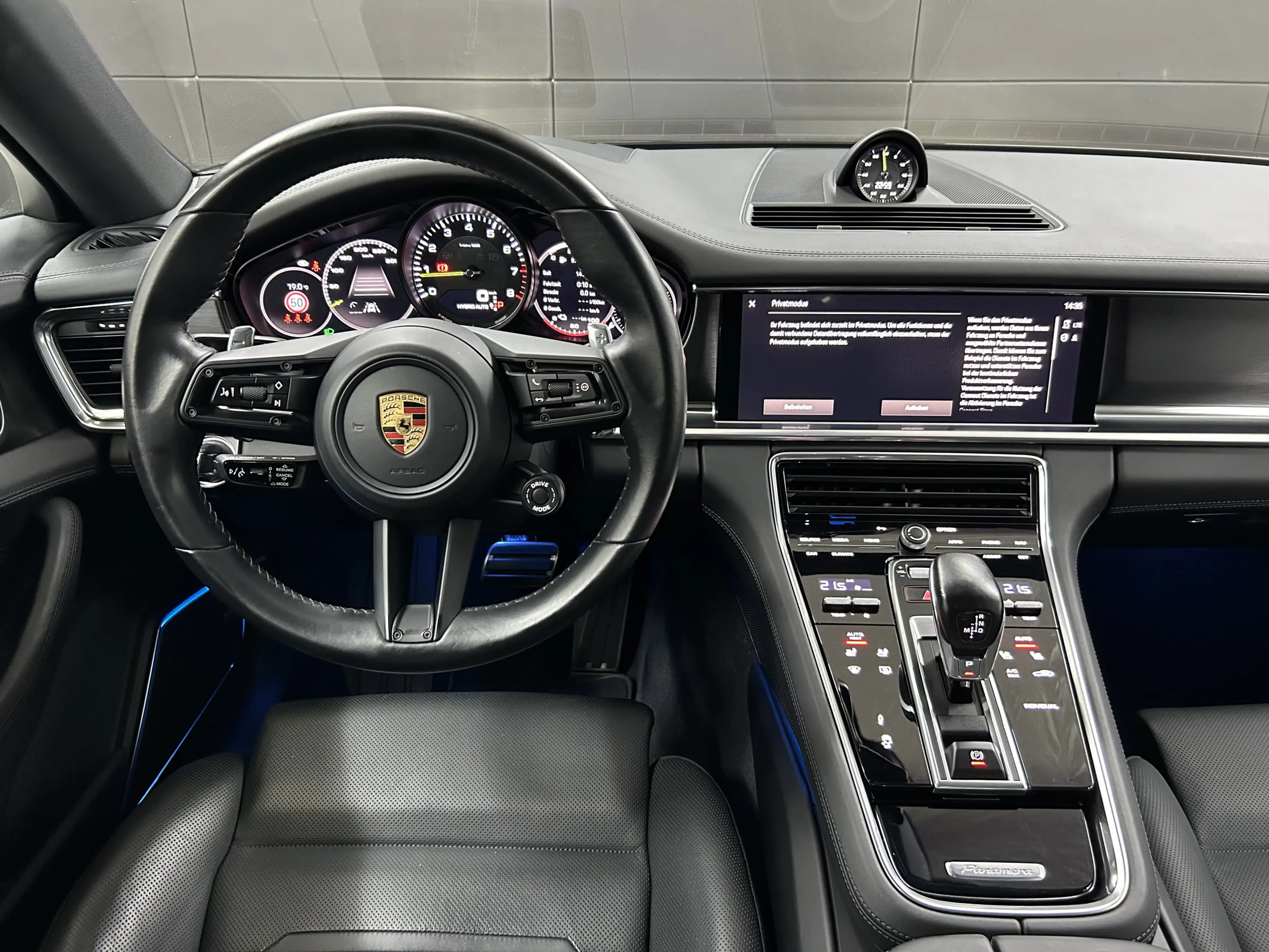 Porsche Panamera 4Platinum+Aproved+PCCB+InnoDri+SportDes — photo 12