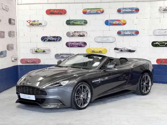 Aston Martin Vanquish S Cabrio V12 573 ch Touchtronic 3 Volante