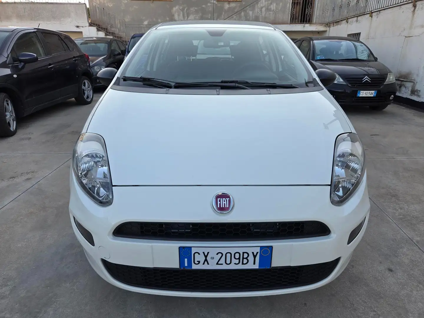 Fiat Punto Punto III 2012 5p 1.4 easypower Lounge Gpl E6 Blanc - 1