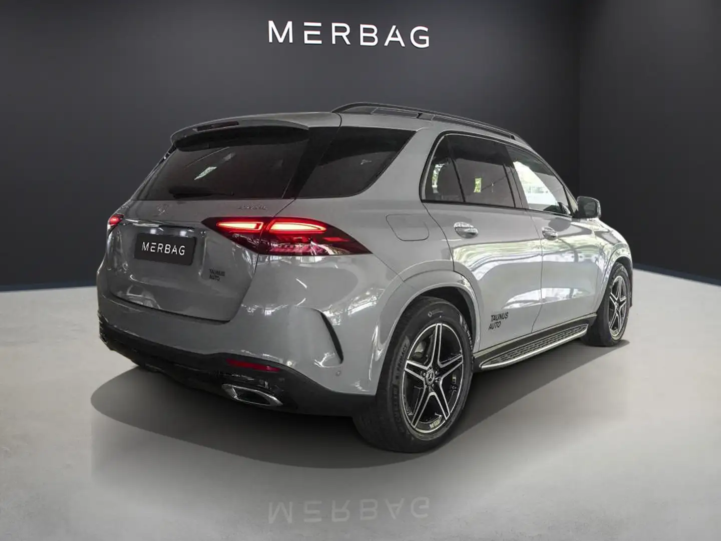 Mercedes-Benz GLE 400 e-AMG-PANO-HUD-AIRMATIC-AHK-UVP 117.700,- Gris - 2