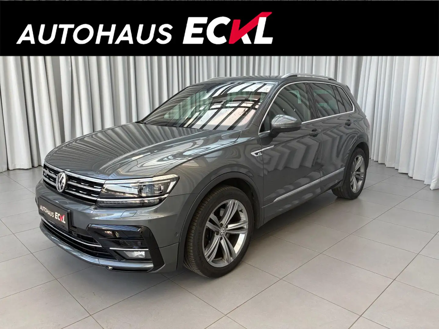 Volkswagen Tiguan R-Line Grau - 1