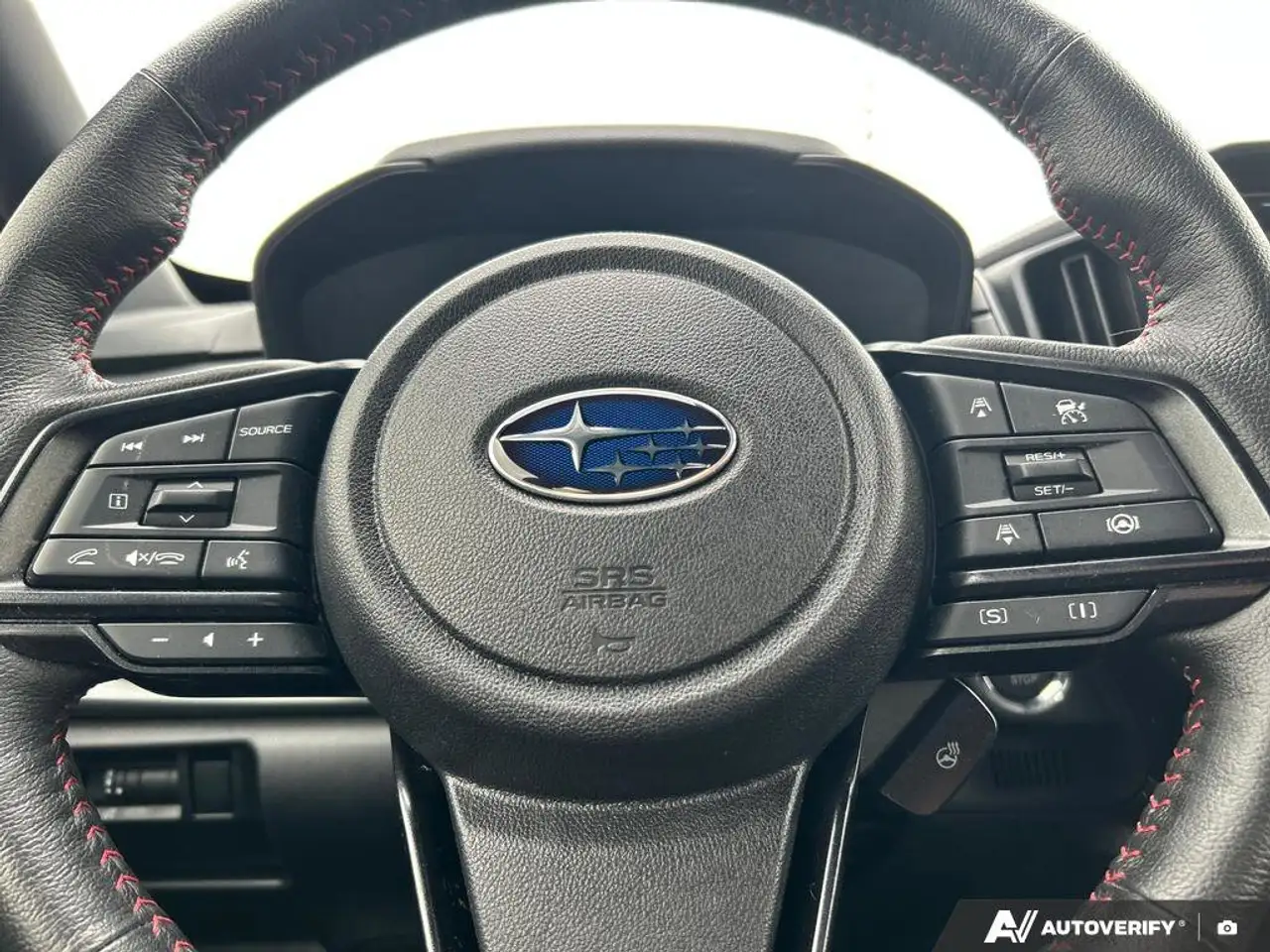 Subaru Impreza снимка Subaru Impreza