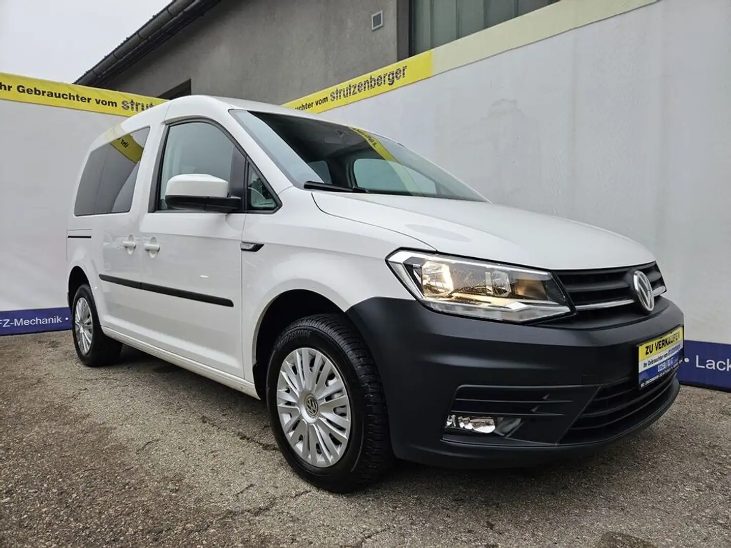 Volkswagen Caddy Austria Plus 2,0 TDI  75KW Navi Tempomat Weiß - 2