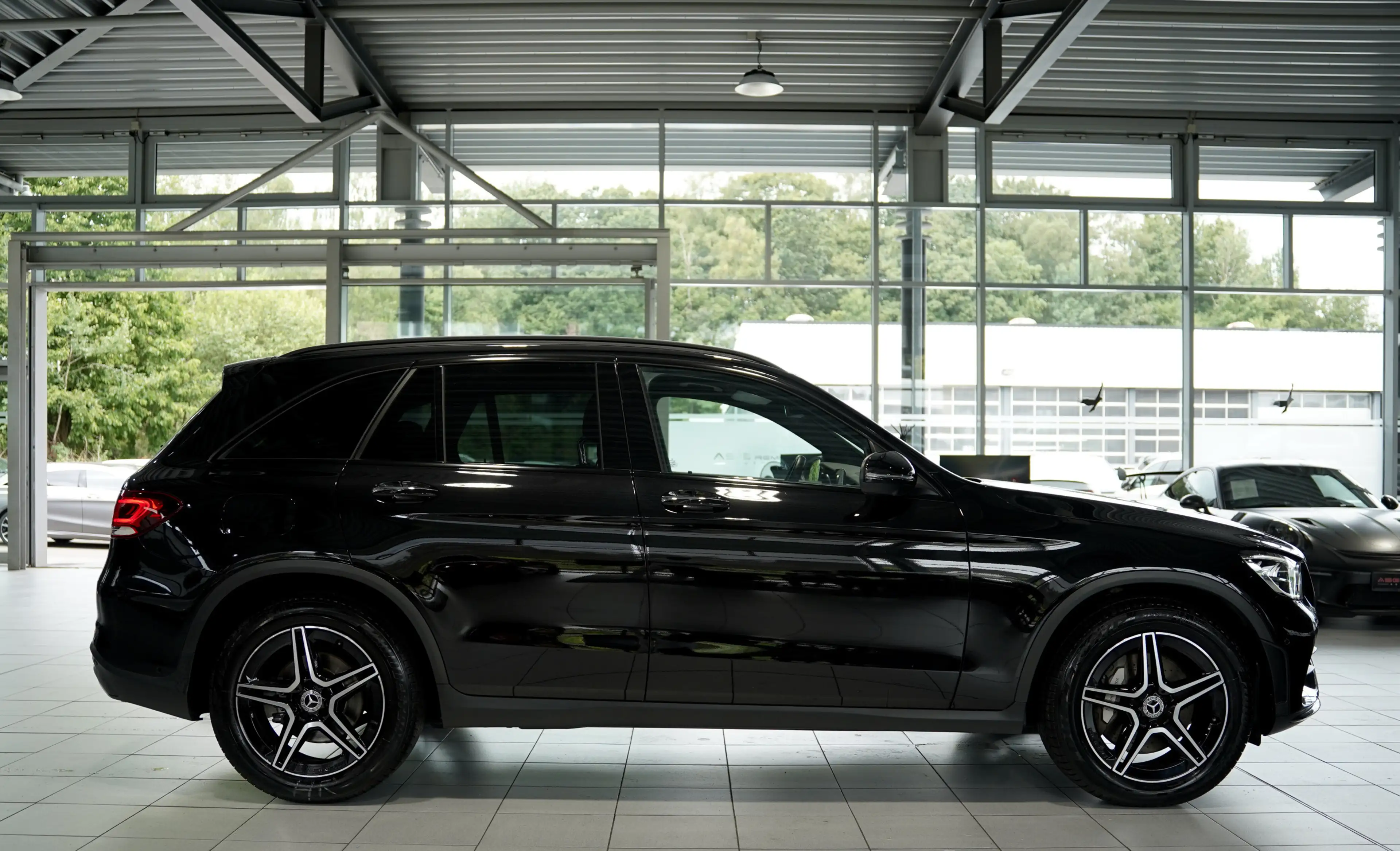 Mercedes-Benz GLC 400 d 4M AMG Line *1.H *Digital *AHK *Night — photo 6