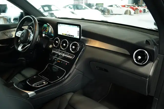 Mercedes-Benz GLC Class view 15