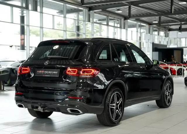 Mercedes-Benz GLC Class view 7