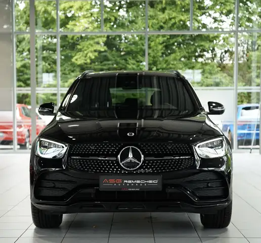 Mercedes-Benz GLC Class view 3