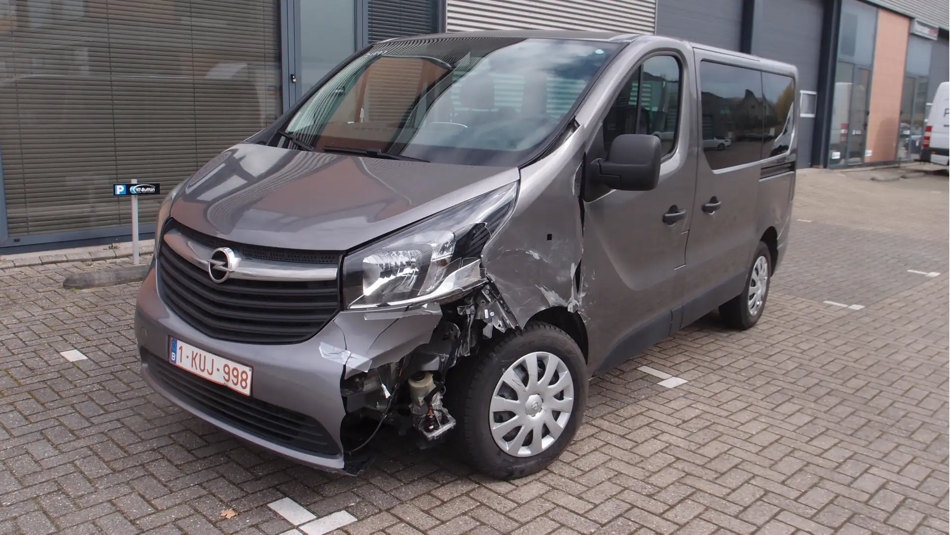 Opel Vivaro 1.6 CDTI L1H1 Combi Edition EcoFlex rijdende schad Grijs - 1