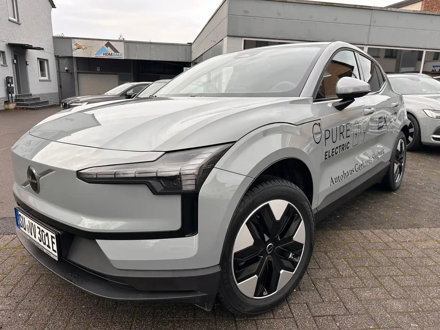 volvo ex30