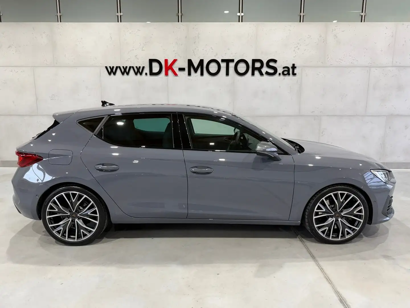CUPRA Leon VZ 2.0 TSI DSG / Werksgarantie 5J / LED / RFK / Grau - 1