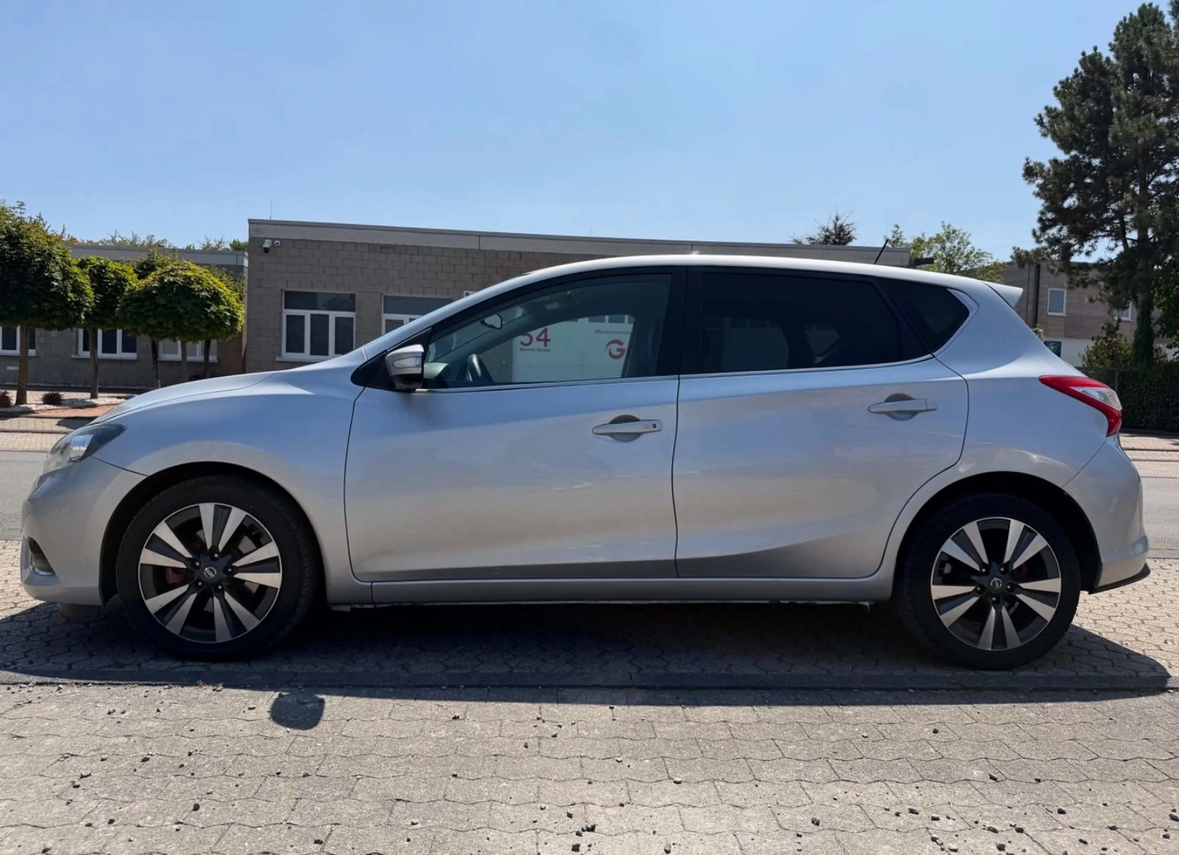 Nissan Pulsar Acenta/Leder/Kamera 360/190 PS — photo 7