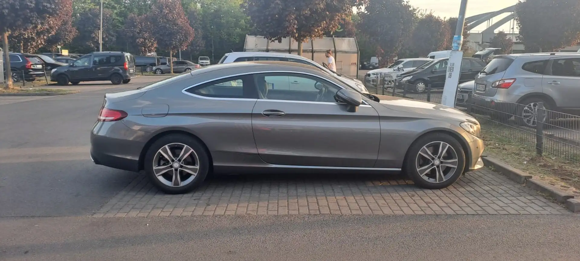Mercedes-Benz C 200 Coupe 7G-TRONIC Edition 1 - 2