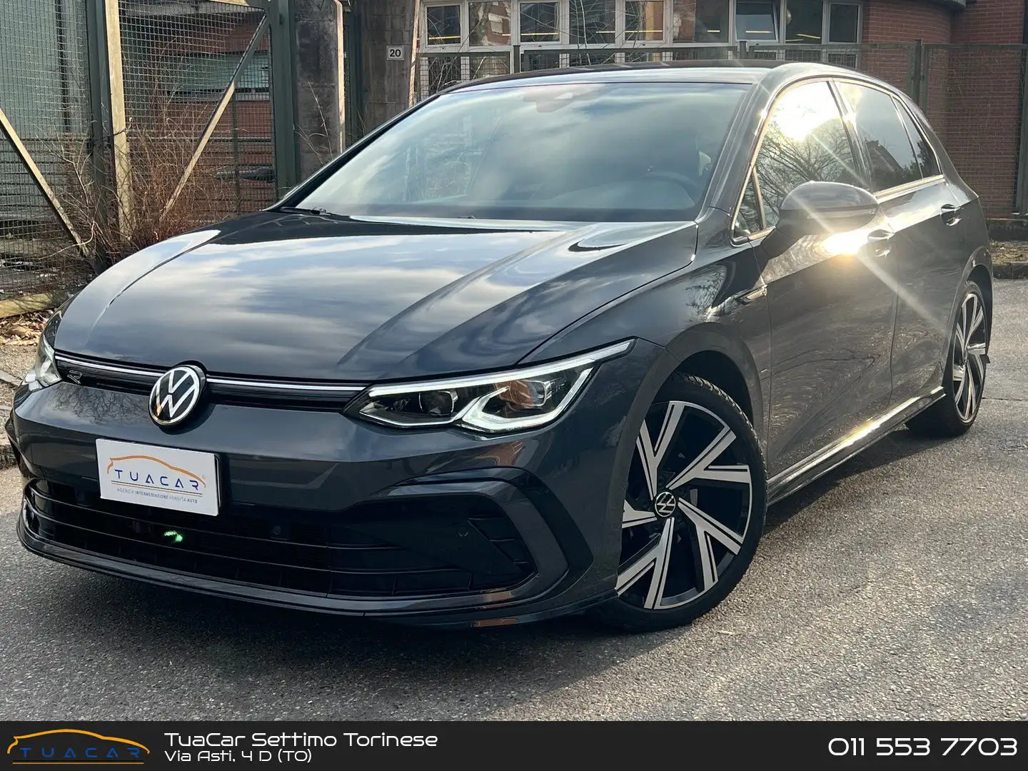 Volkswagen Golf R Line 1.5 eTSI MHEV Grau - 1