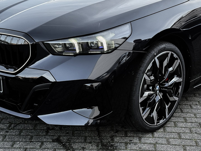 BMW 520 d Touring * M Sportpaket * Panorama Glasdach * Anh — photo 3