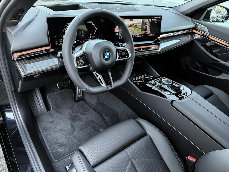 BMW 520 d Touring * M Sportpaket * Panorama Glasdach * Anh — photo 7