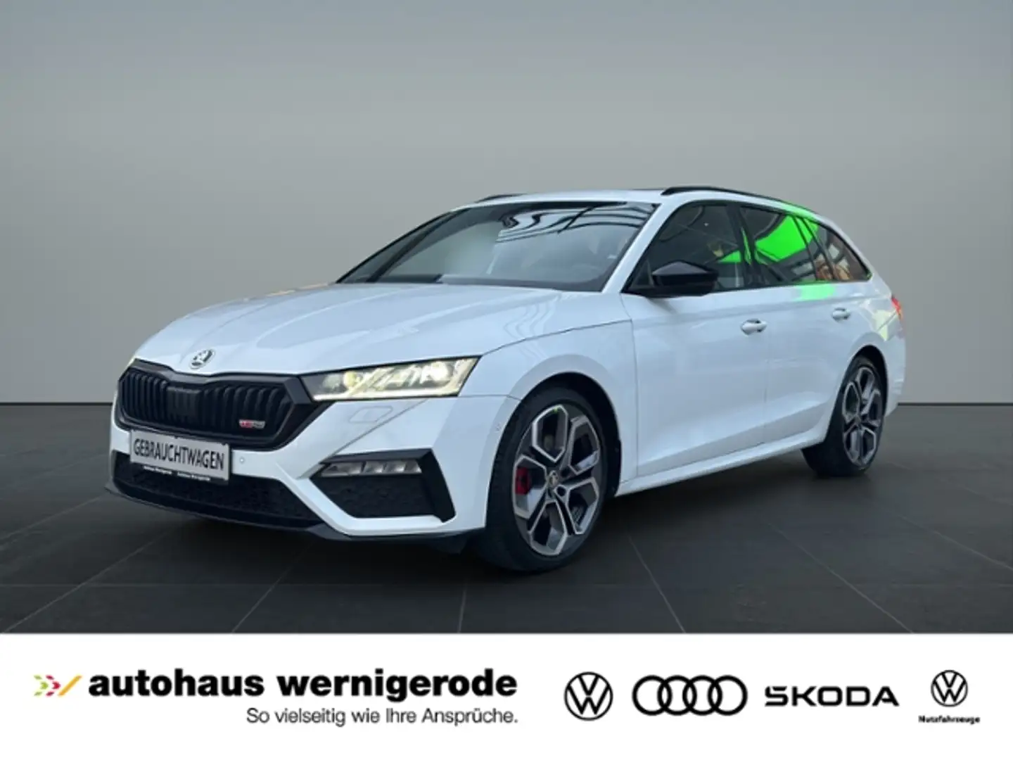 Skoda Octavia Combi RS Plus 4x4 Matrix/Pano/HUD/Kamera Weiß - 1