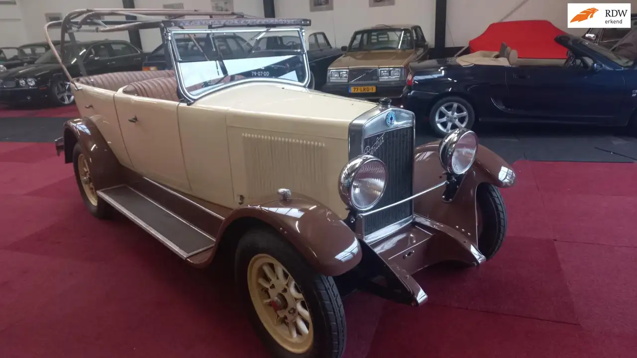 Berliet Vig Cabriolet 4 zits BJ. 1928, foto 1