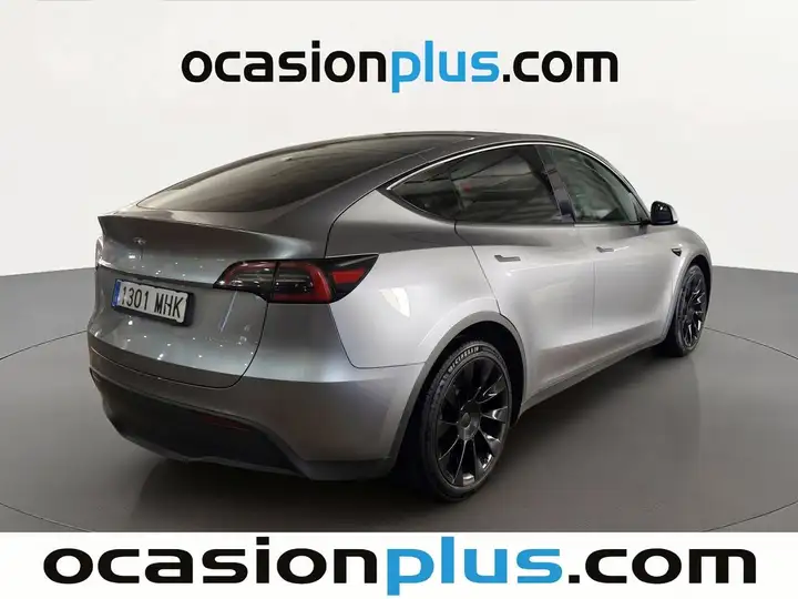 Tesla Model Y 2023, foto 4