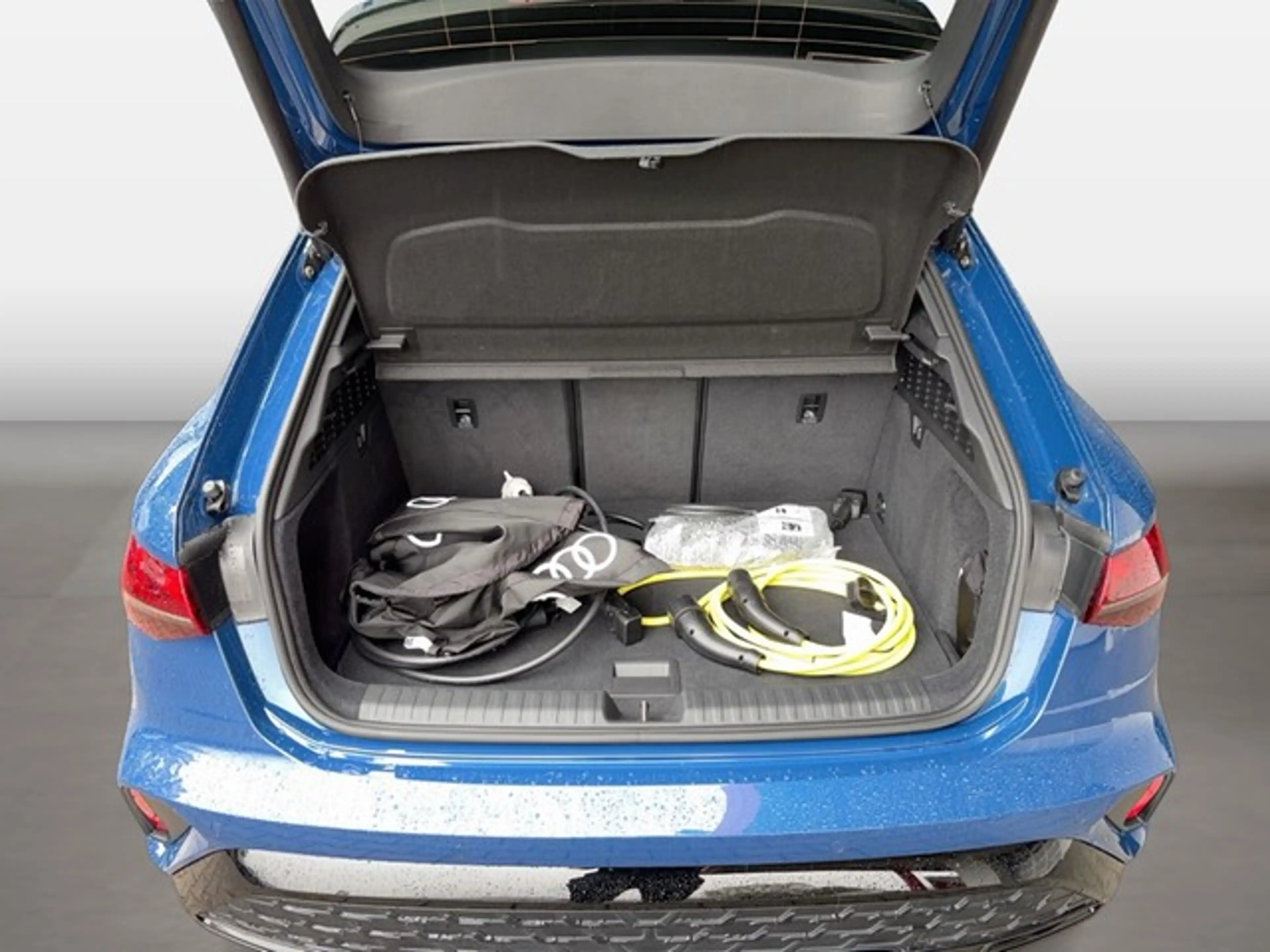Audi A3 Sportback S line Matrix LED*Navi*Standheizung — photo 14