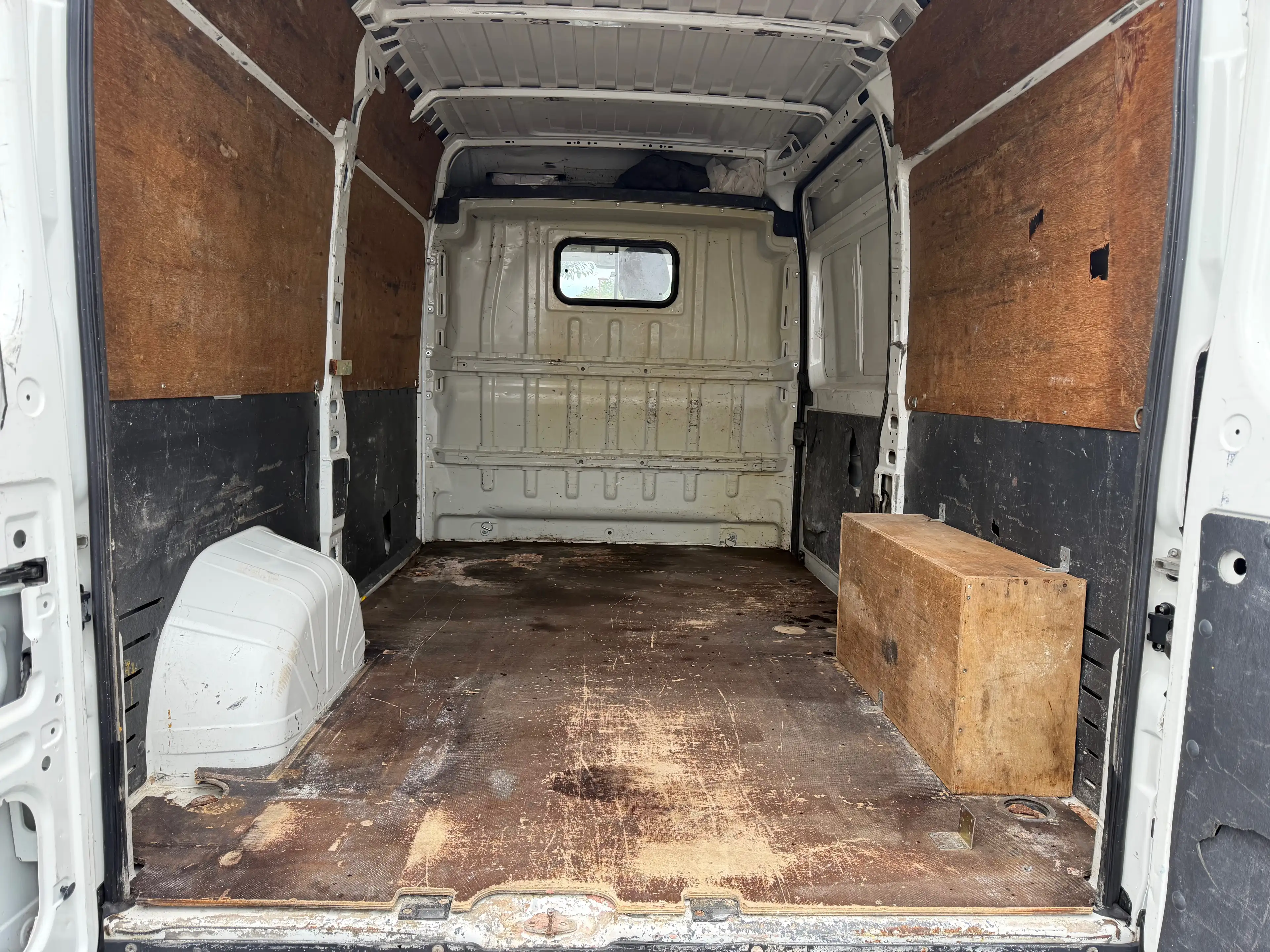 Citroen Jumper 2.2 HDi L3H2 Easy Pack (faible kilométrage) — photo 10