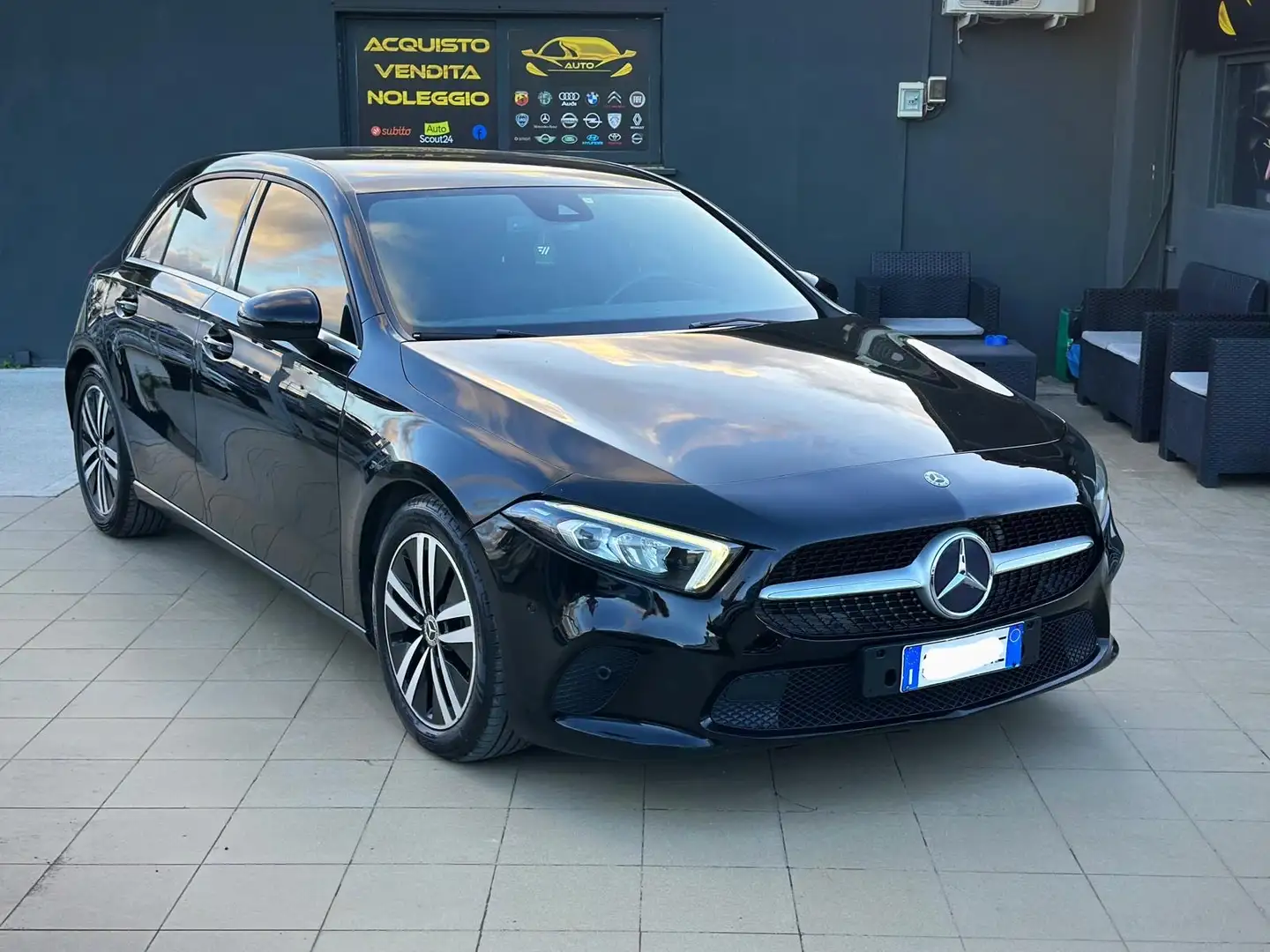 Mercedes-Benz A 180 d Edition1 auto garanzia 12 mesi - 1
