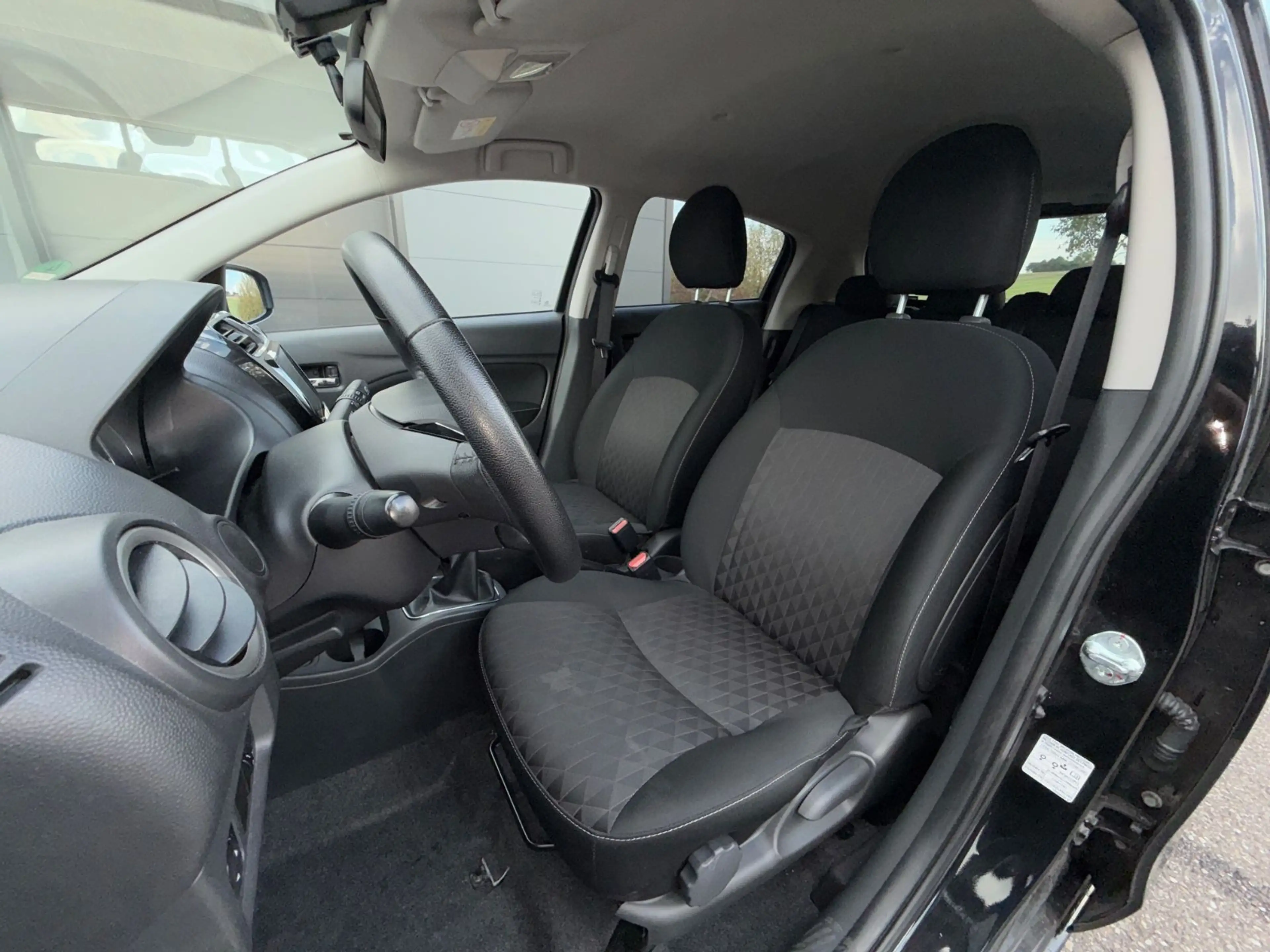 Mitsubishi Space Star Select+ R.KAMERA|SHZ|CARPLAY| — photo 15