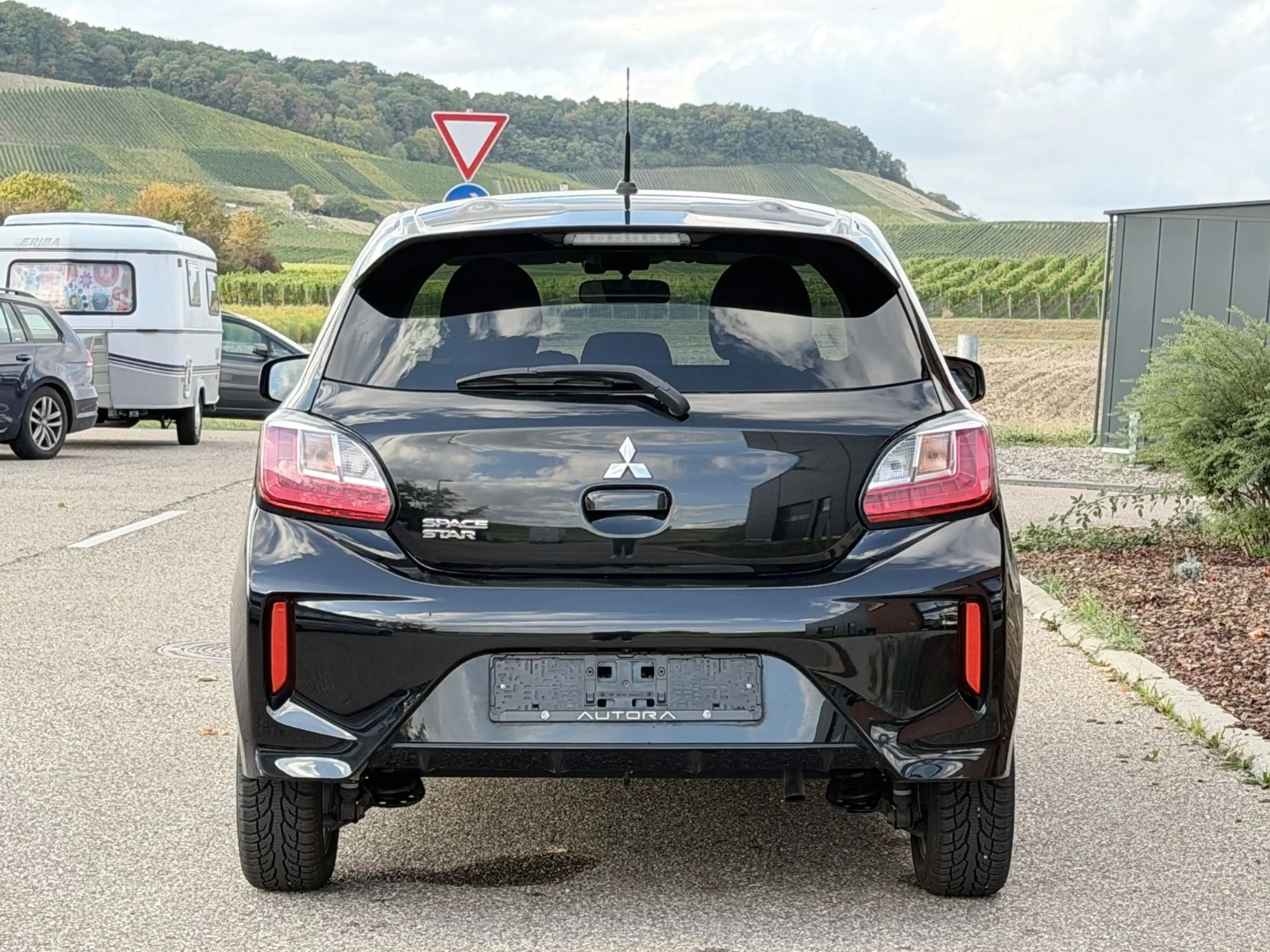 Mitsubishi Space Star Select+ R.KAMERA|SHZ|CARPLAY| — photo 9