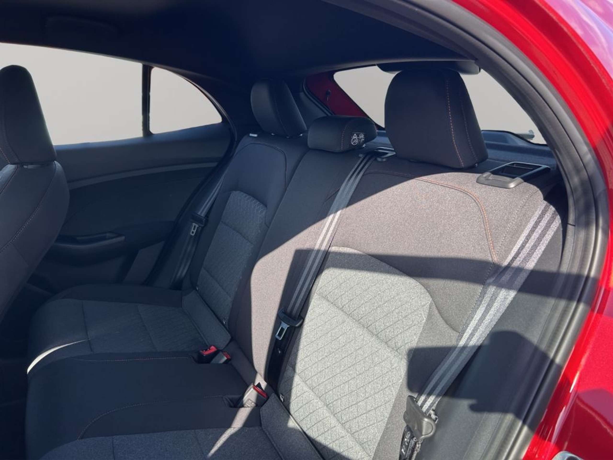 Fahrzeugabbildung MG MG3 COM *KLIMA *ACC *CAR-PLAY *FCW - mit KI generiert/bearbeitet