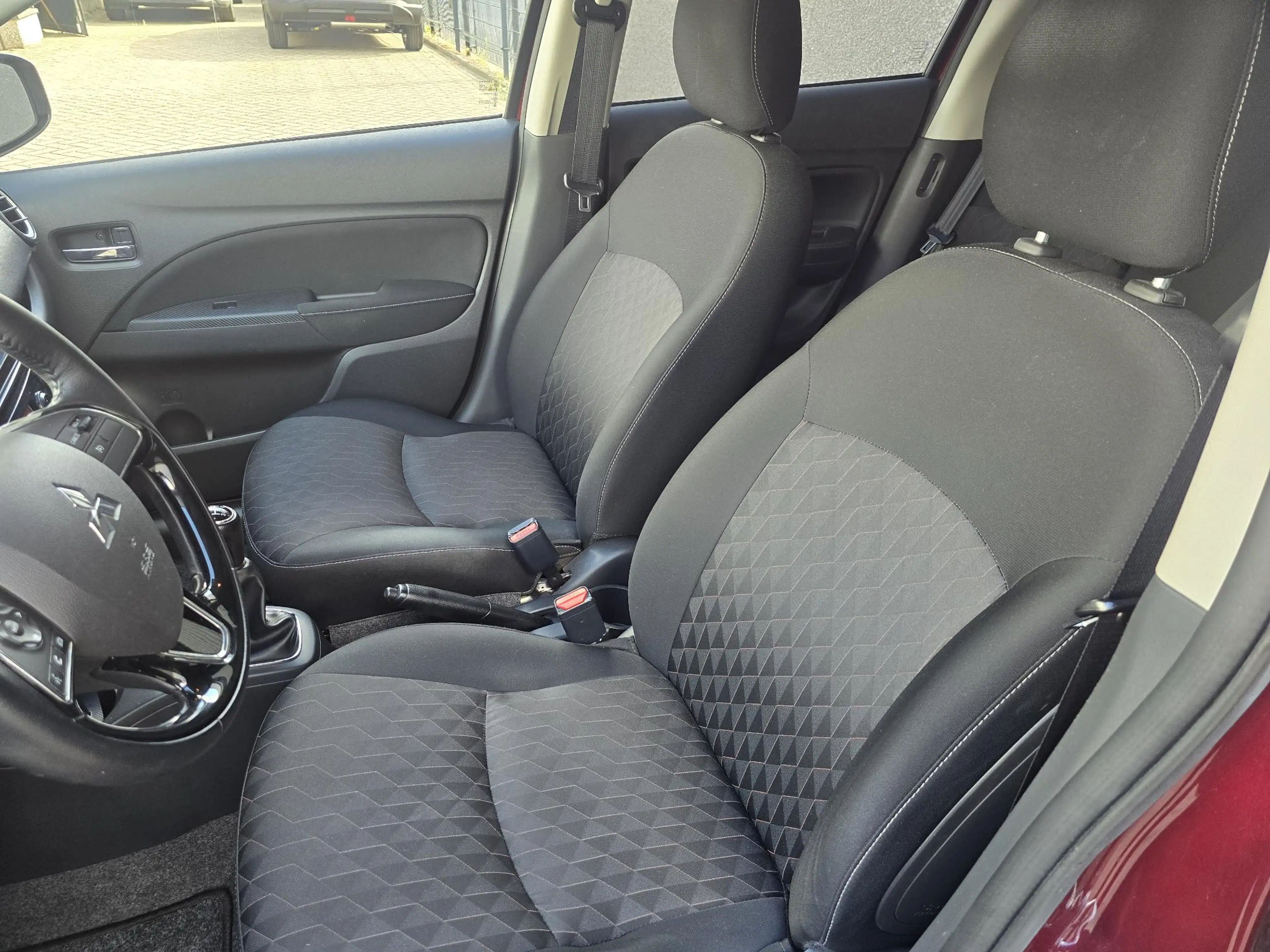 Mitsubishi Space Star 1.2 Intense | LM Velgen | Airco | Stoel verwarming — photo 15