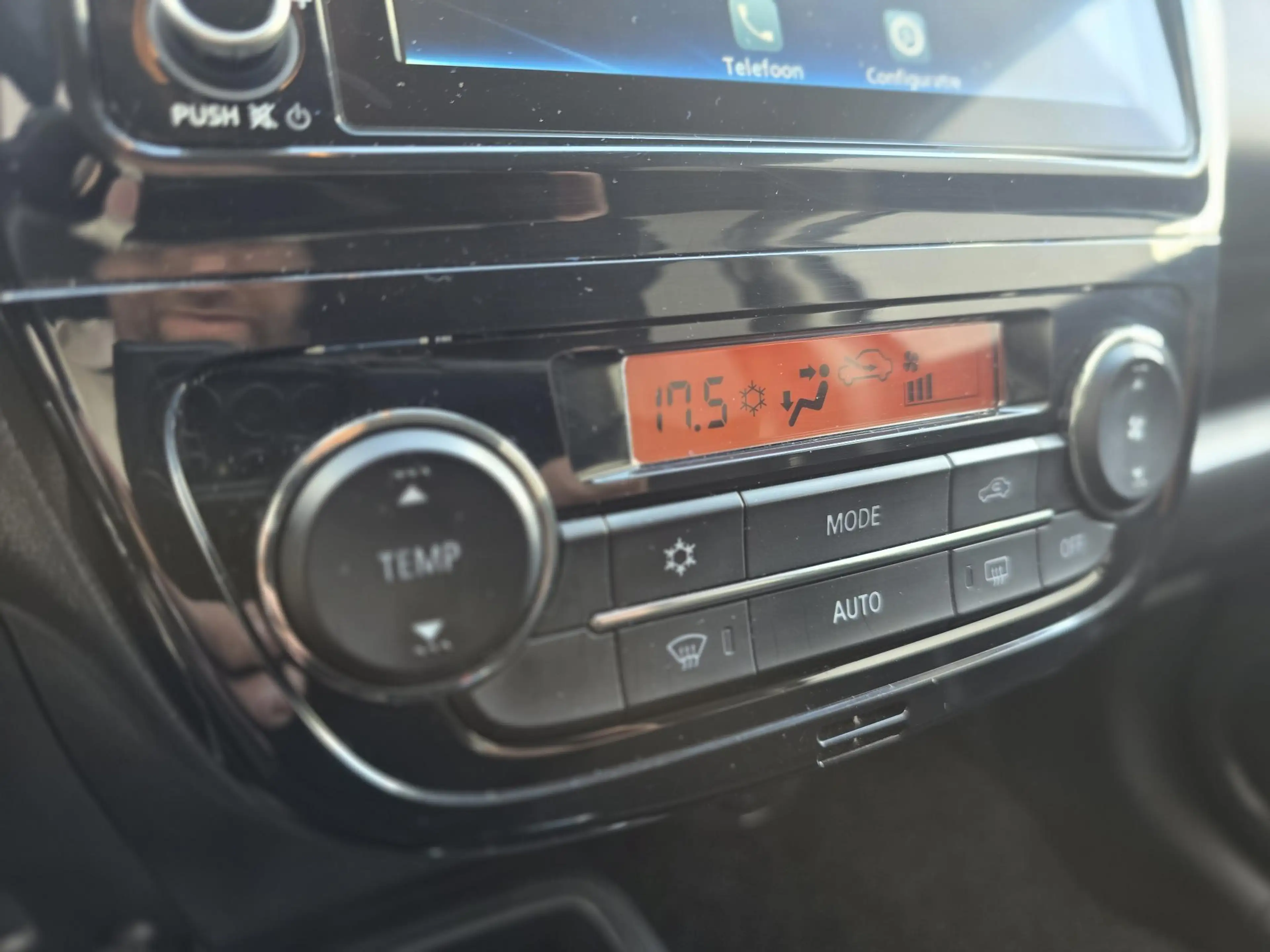 Mitsubishi Space Star 1.2 Intense | LM Velgen | Airco | Stoel verwarming — photo 12