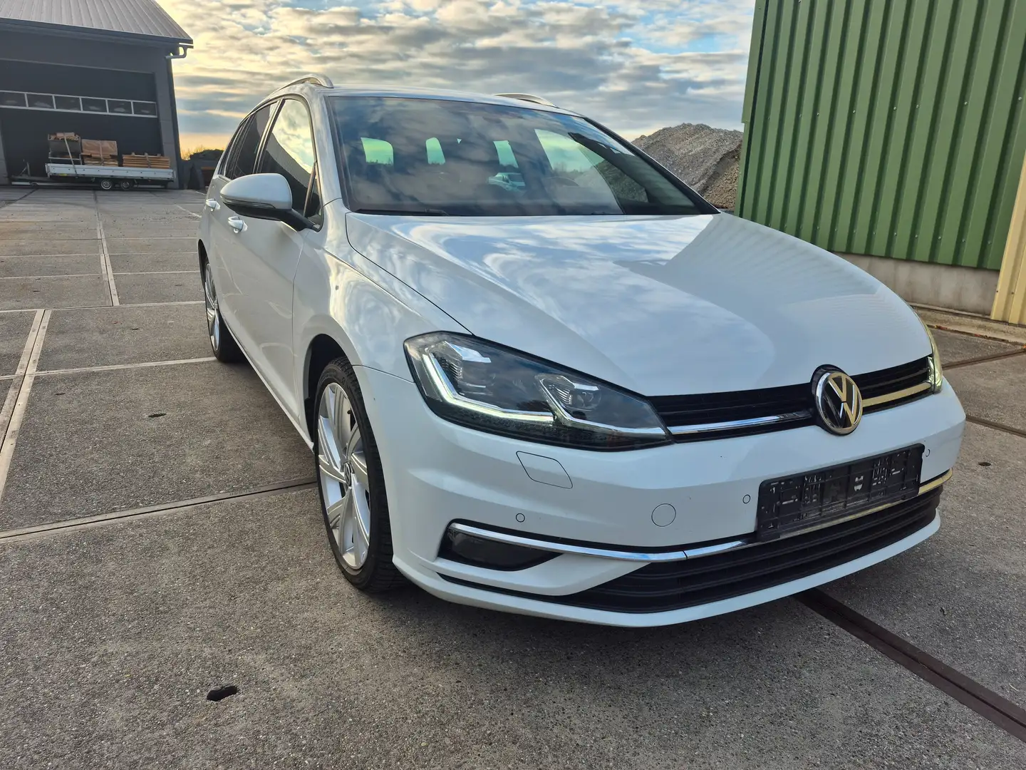 Volkswagen Golf Variant Highline BMT/Start-Stopp Weiß - 1