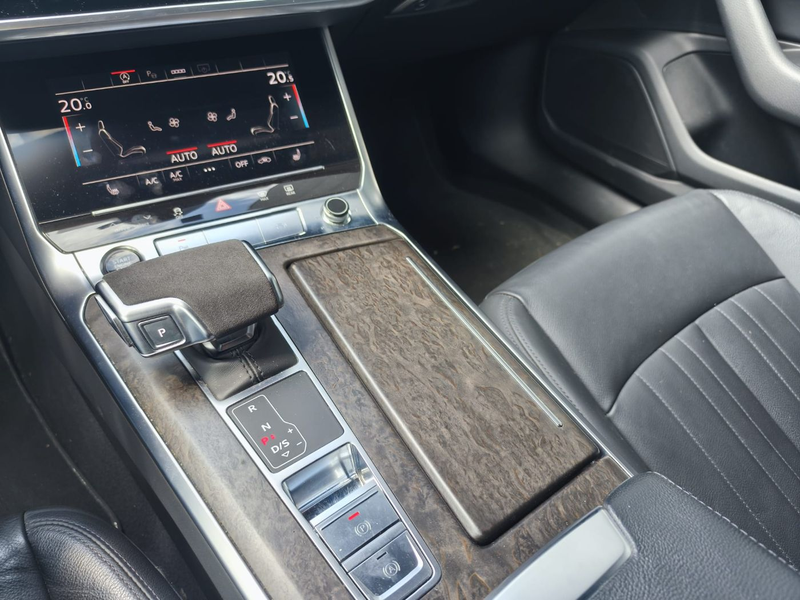 Audi A6 Avant 45 TDI quattro design LEDER PHONE BOX KAMERA — photo 10