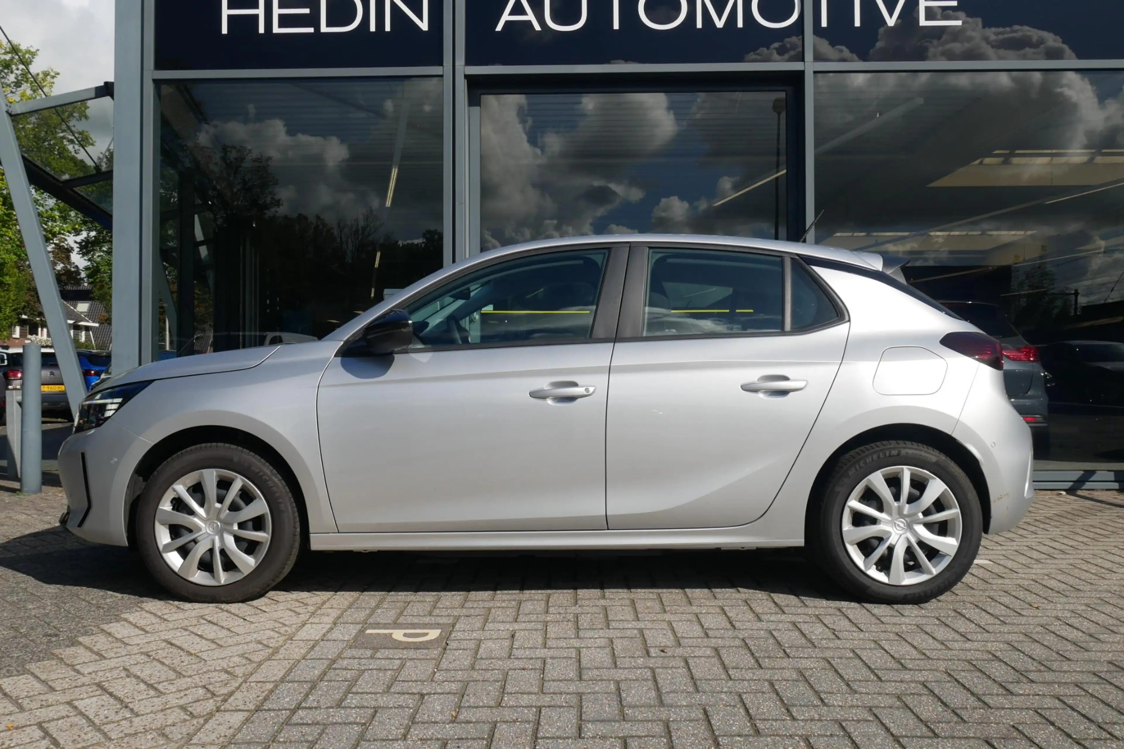 Opel Corsa-e Electric Long Range Yes 51 kWh | Achteruitrijcamer — photo 3