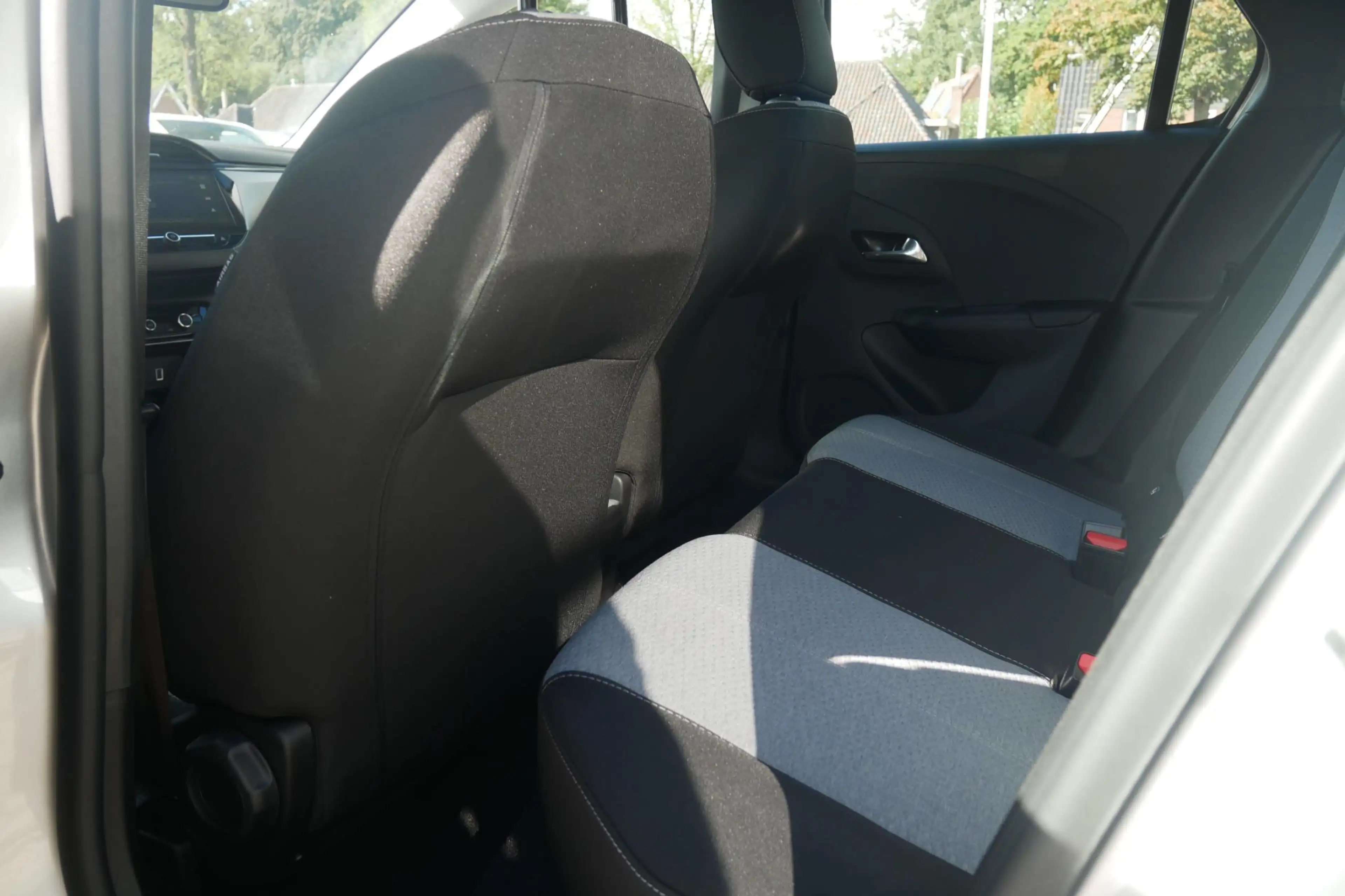 Opel Corsa-e Electric Long Range Yes 51 kWh | Achteruitrijcamer — photo 10