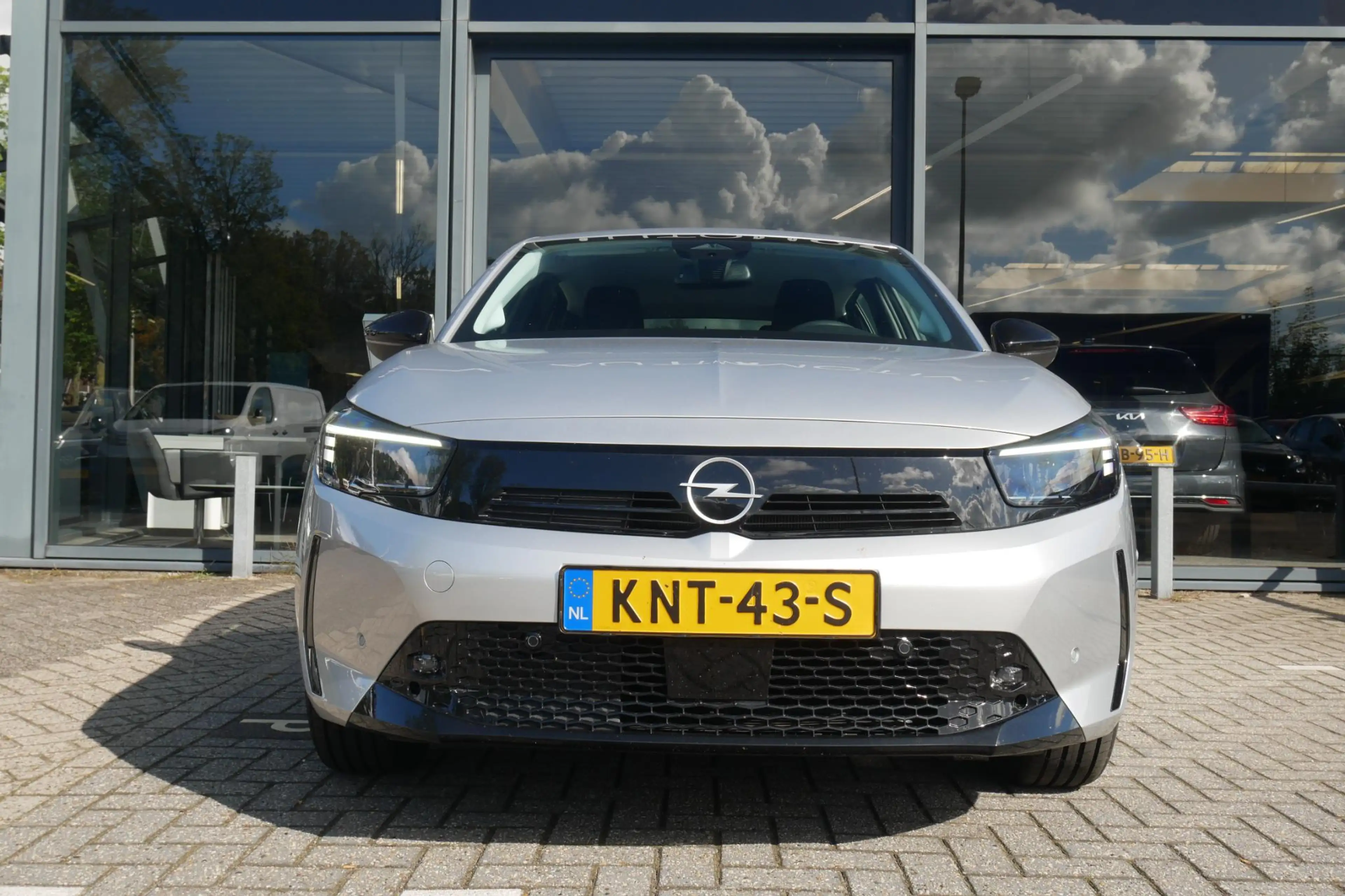 Opel Corsa-e Electric Long Range Yes 51 kWh | Achteruitrijcamer — photo 9