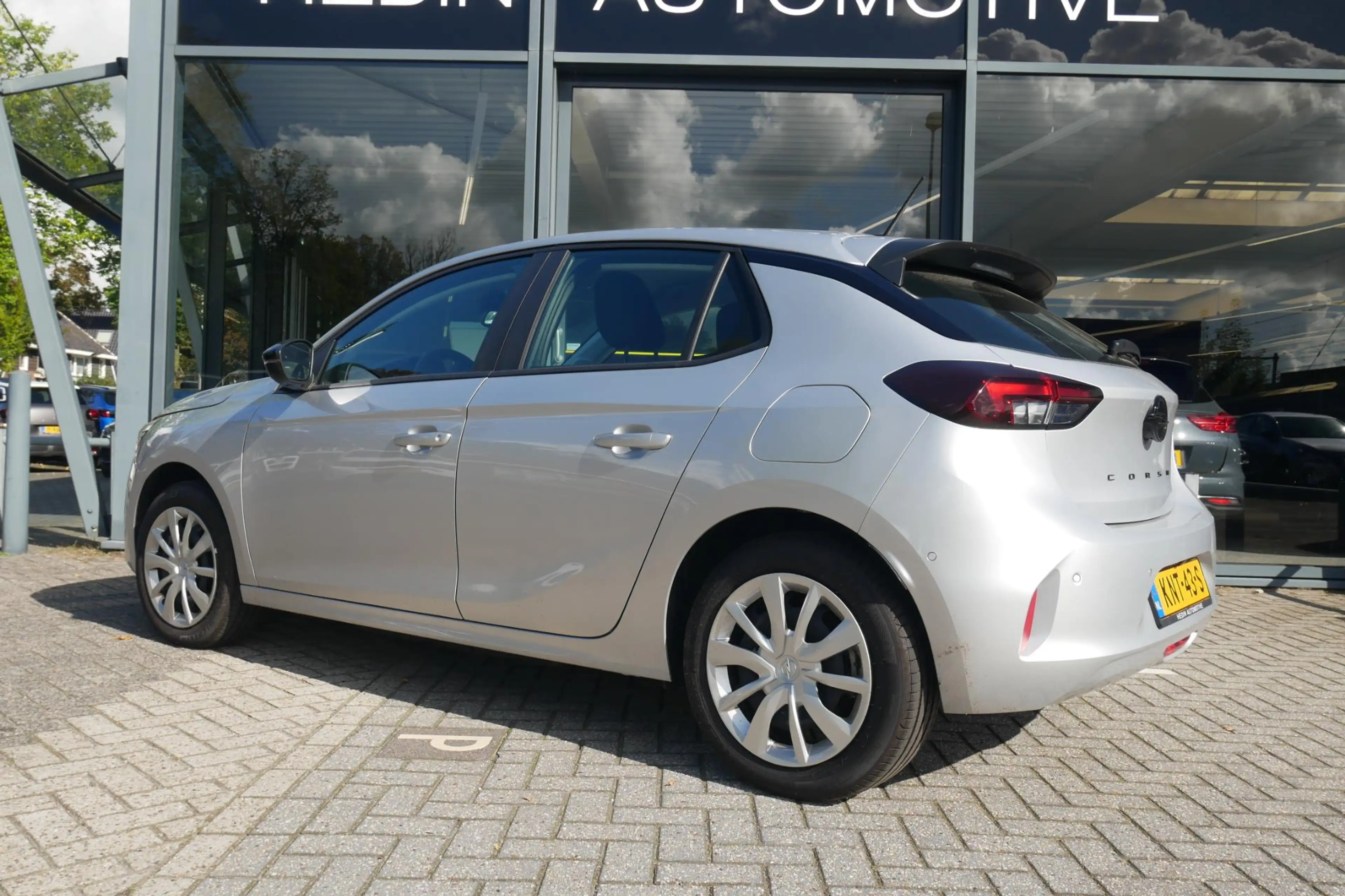 Opel Corsa-e Electric Long Range Yes 51 kWh | Achteruitrijcamer — photo 4