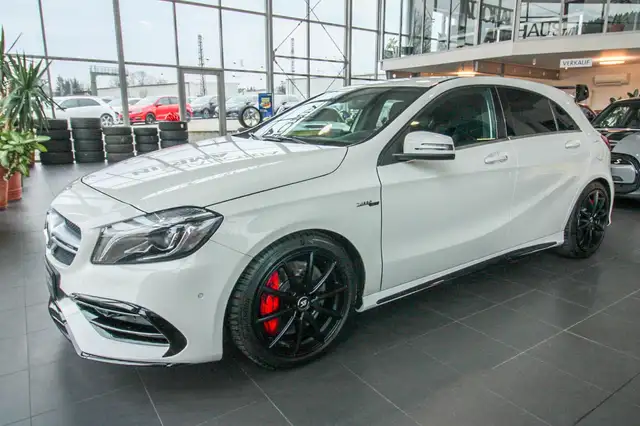 Mercedes-Benz A 45 AMG 4Matic Speedshift 7G/LED/Park Assist/