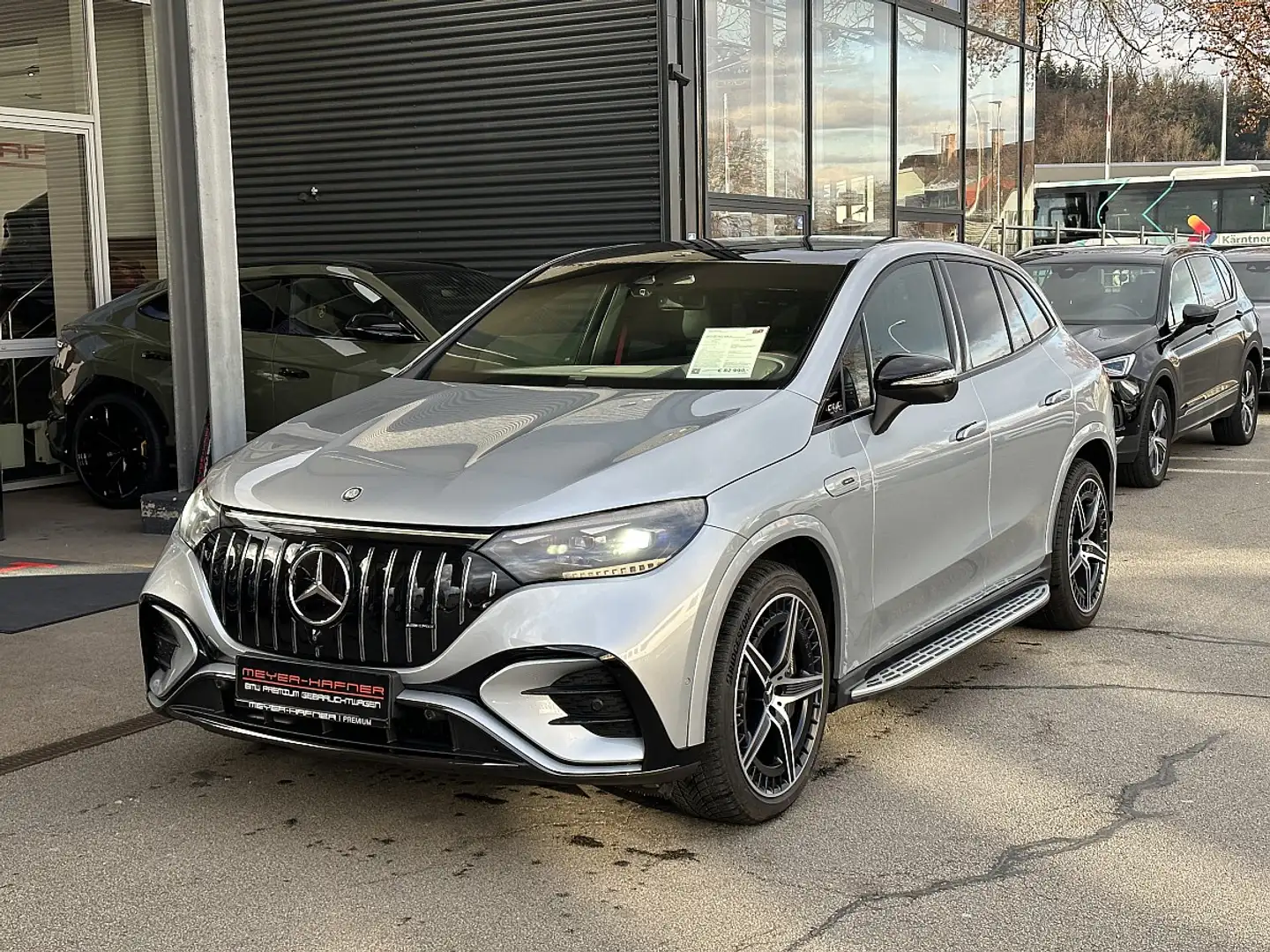 Mercedes-Benz EQE 43 EQE SUV AMG 43 4matic 90,6kWh Aut. Panorama, AH... Silber - 1