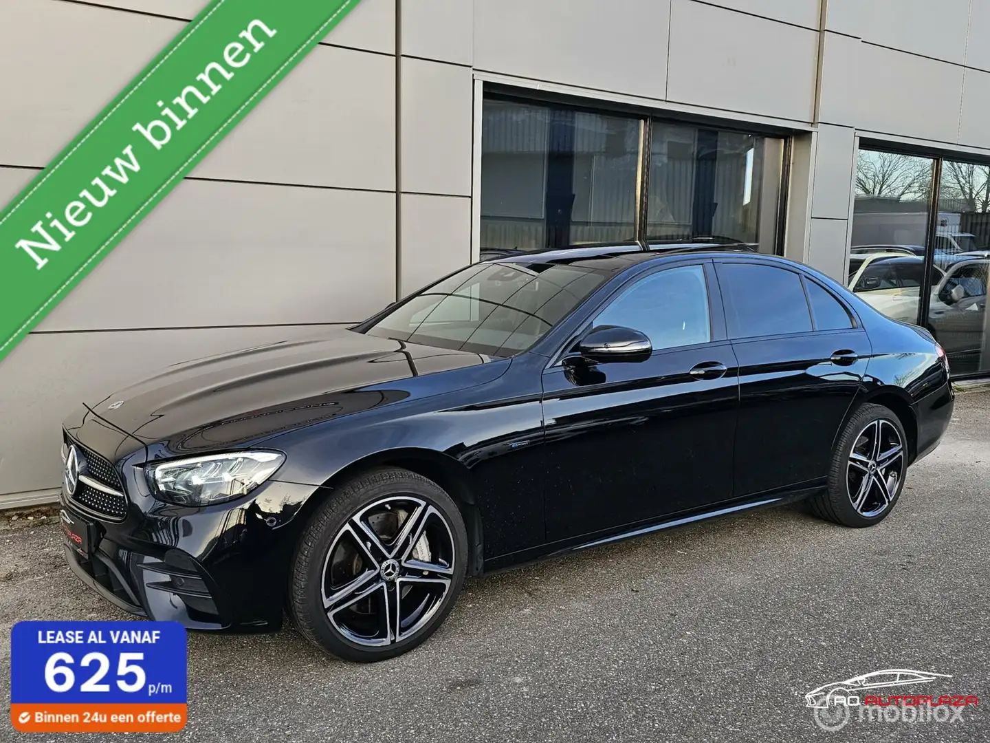 Mercedes-Benz E 300 e 4MATIC AMG Panorama/Burmester/Memory - 1
