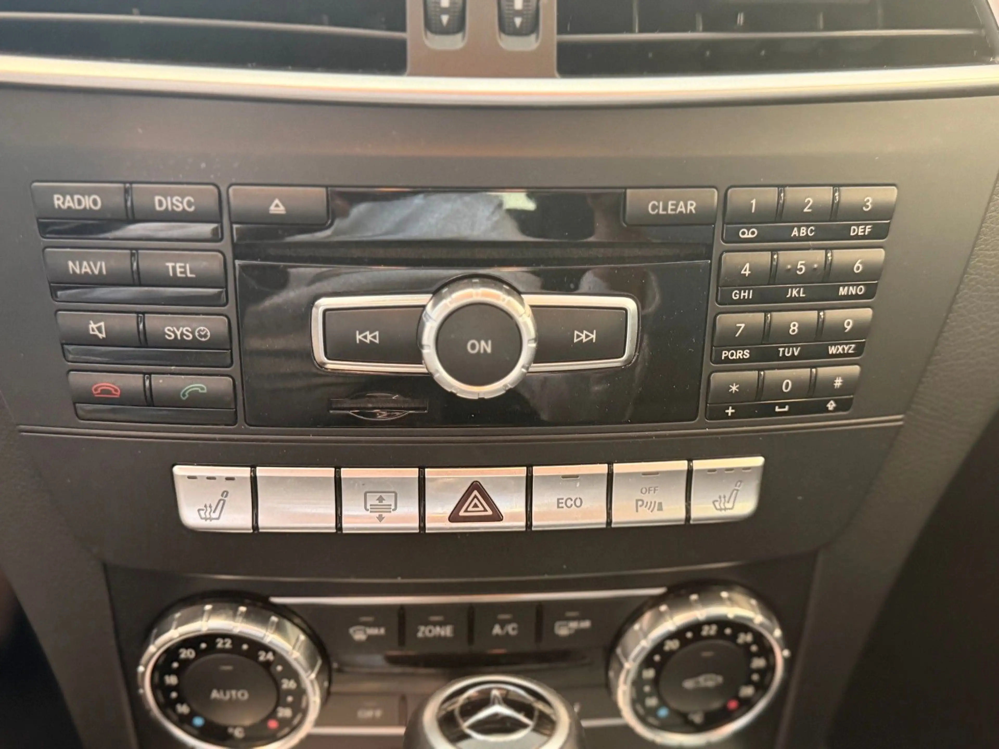 Mercedes-Benz C 250 Avantgarde 7G-Tr. AHK PTS SHZ Xenon Comand — photo 19
