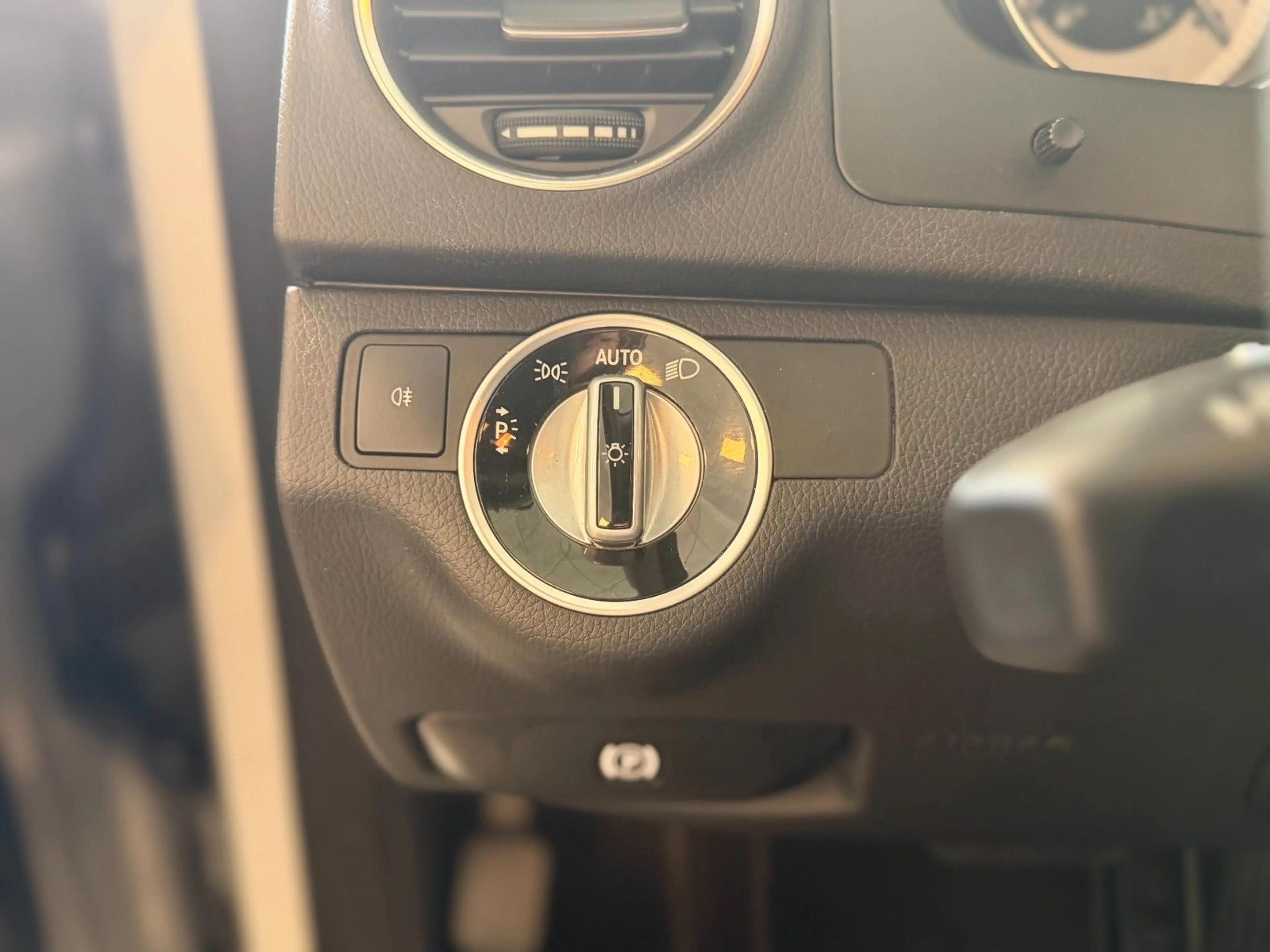 Mercedes-Benz C 250 Avantgarde 7G-Tr. AHK PTS SHZ Xenon Comand — photo 13