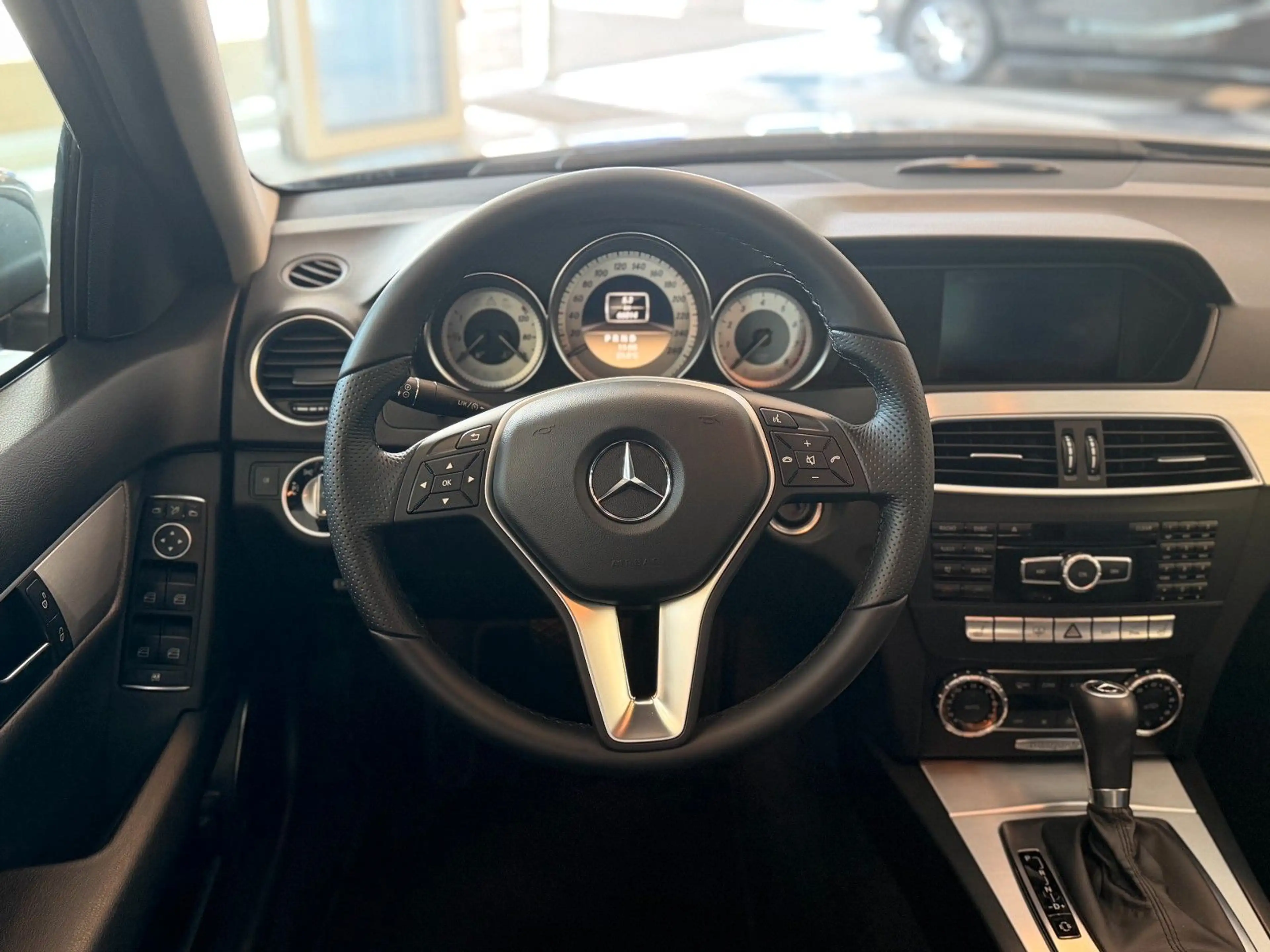 Mercedes-Benz C 250 Avantgarde 7G-Tr. AHK PTS SHZ Xenon Comand — photo 10