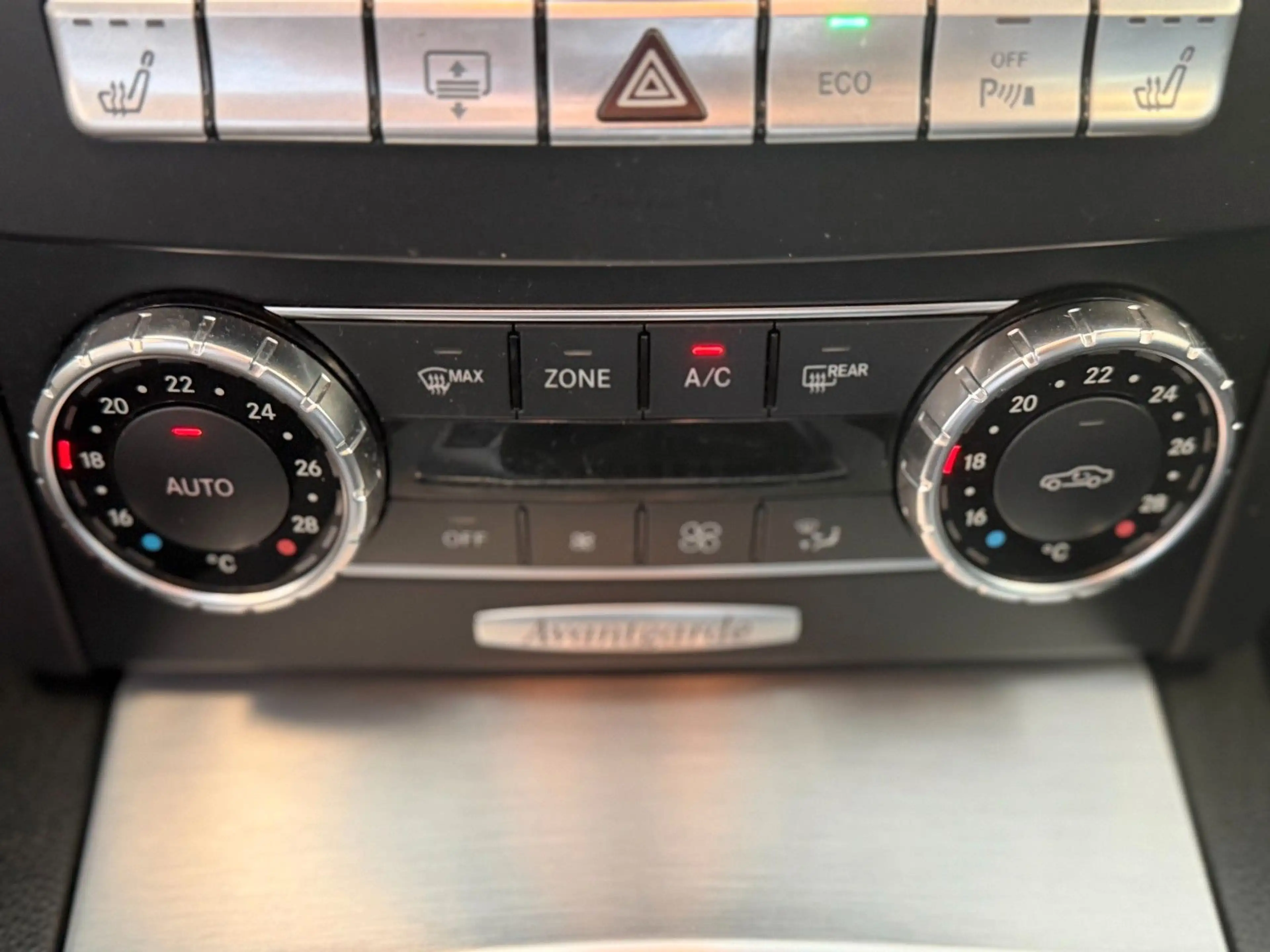 Mercedes-Benz C 250 Avantgarde 7G-Tr. AHK PTS SHZ Xenon Comand — photo 17