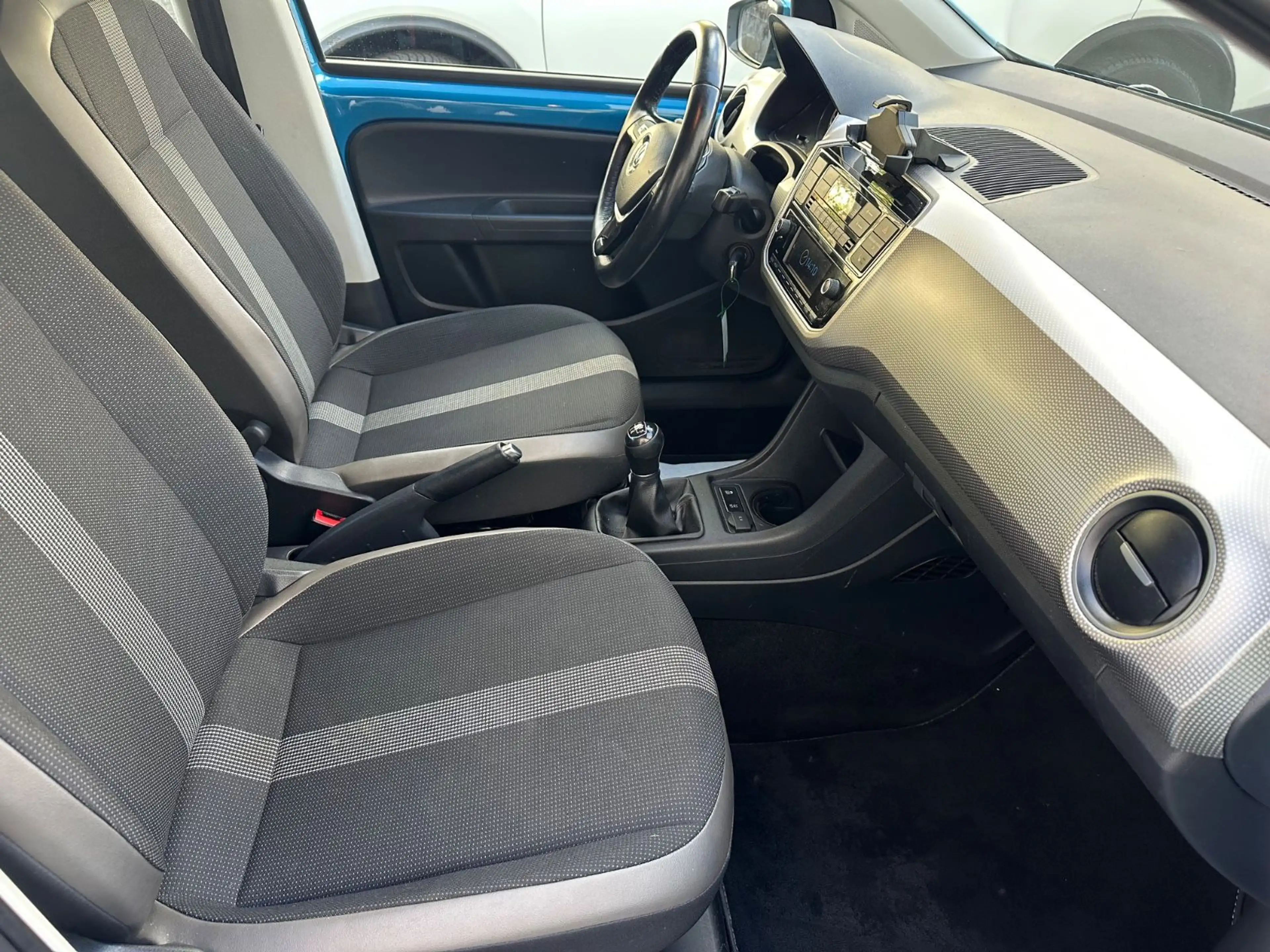 Volkswagen up! high up! BMT/Start-Stopp/SHZ/KAM/TEMP/5RTG/ — photo 14