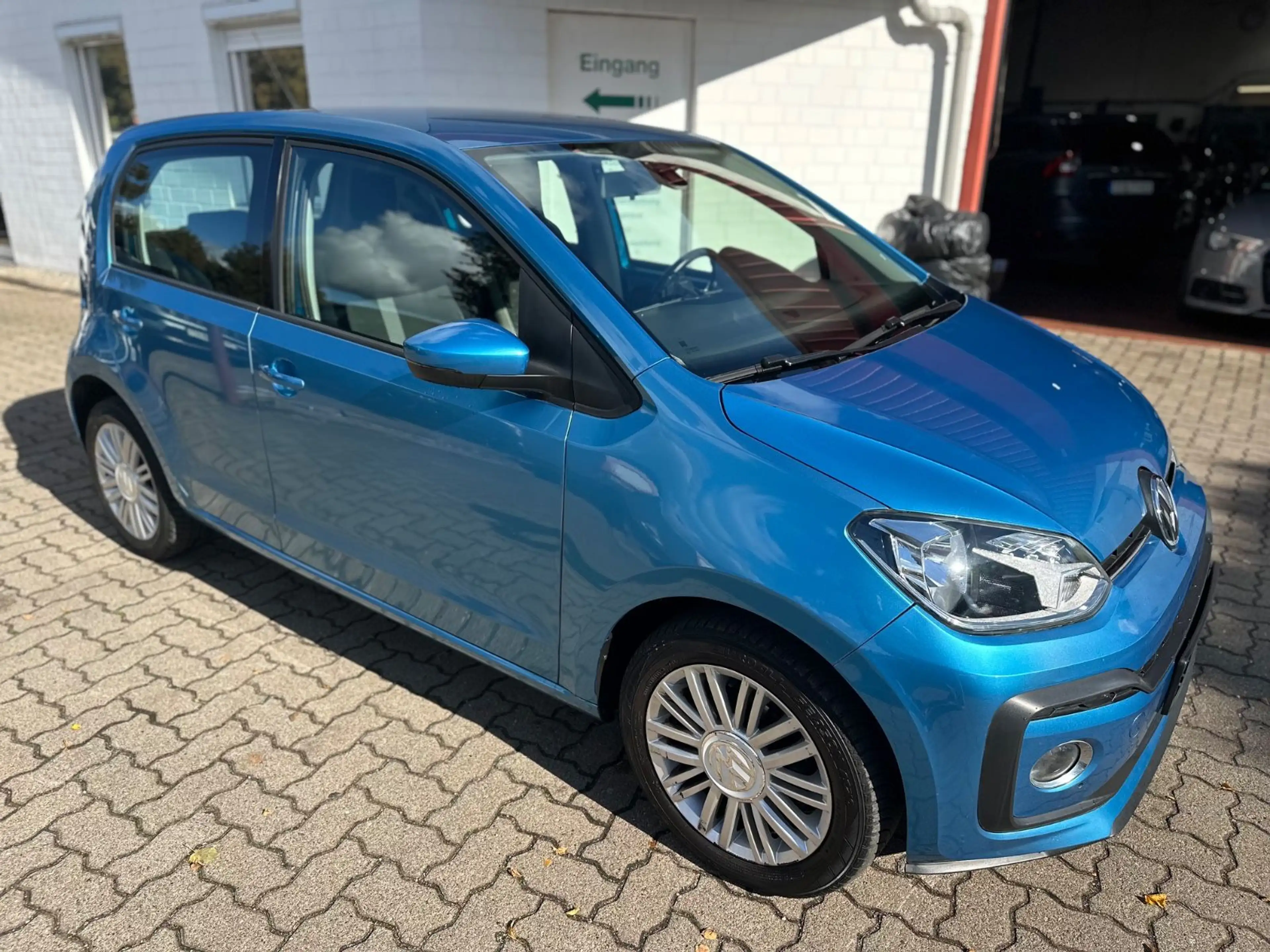 Volkswagen up! high up! BMT/Start-Stopp/SHZ/KAM/TEMP/5RTG/ — photo 4