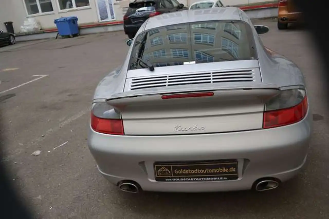 Porsche 996 911 Turbo Coupé, foto 5