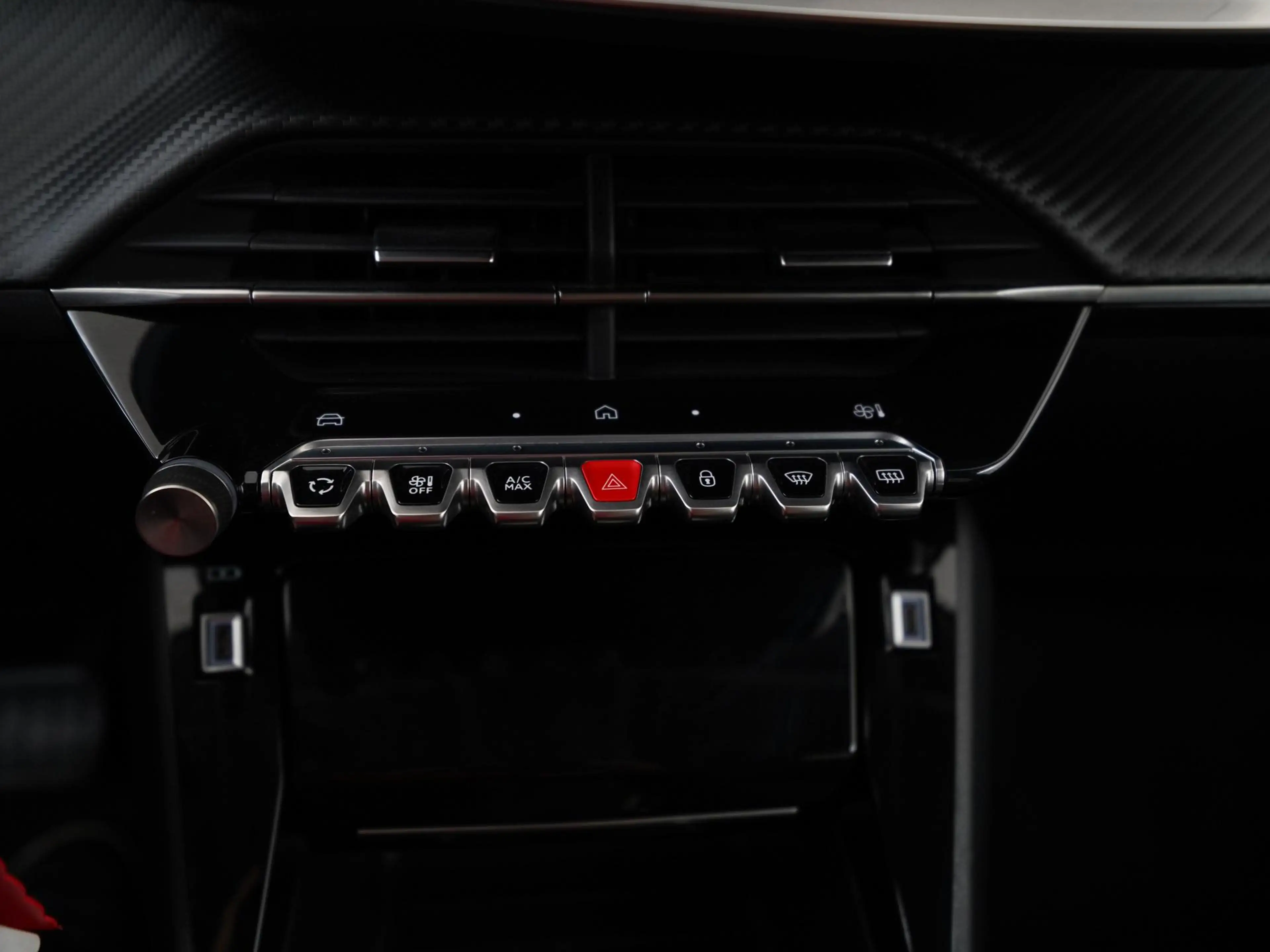 Peugeot 208 1.2 Hybrid 110 e-DCS6 Allure | Apple Carplay | Par — photo 11